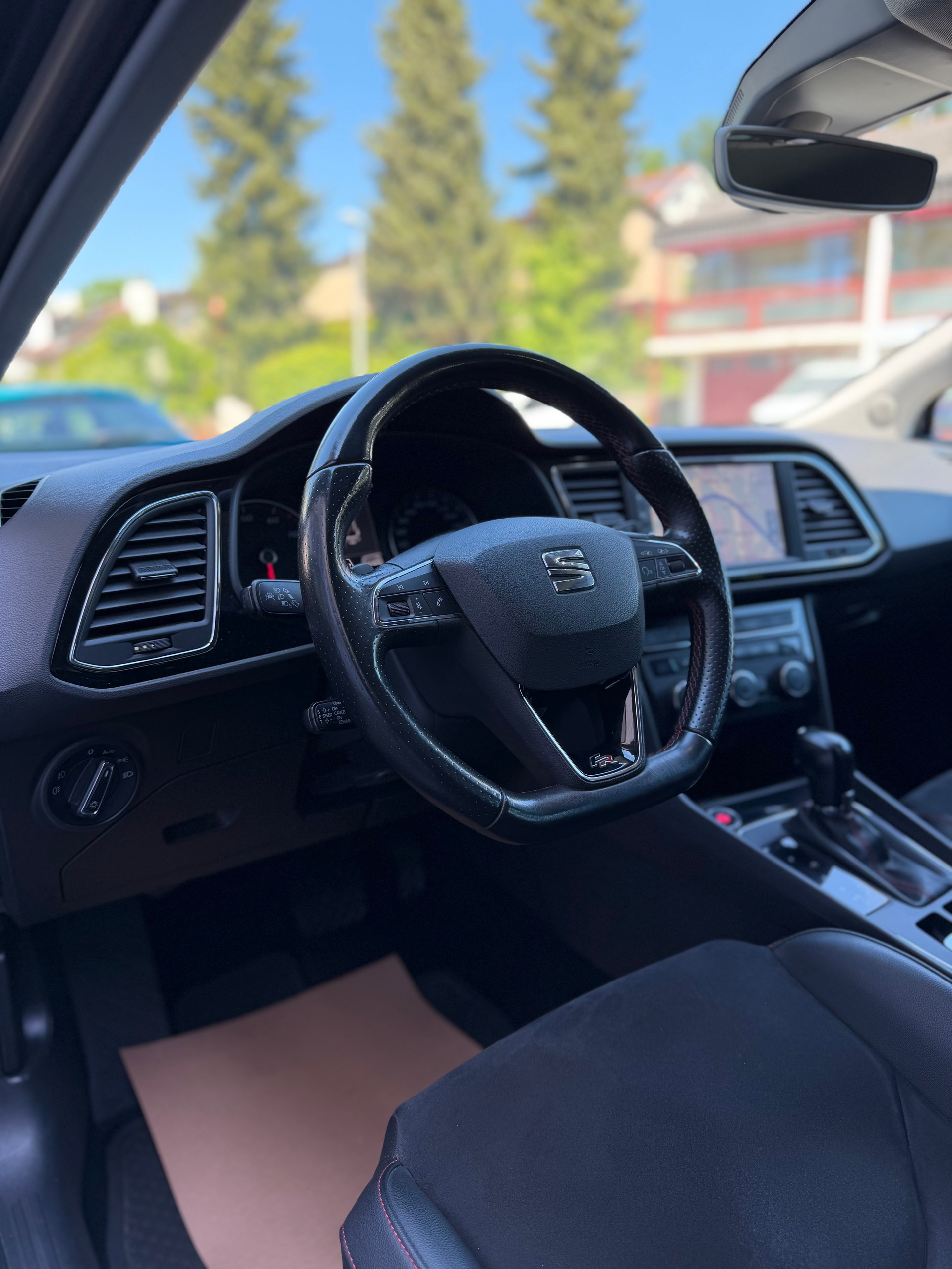 SEAT Leon ST 1.4 TSI ACT FR DSG-image-4