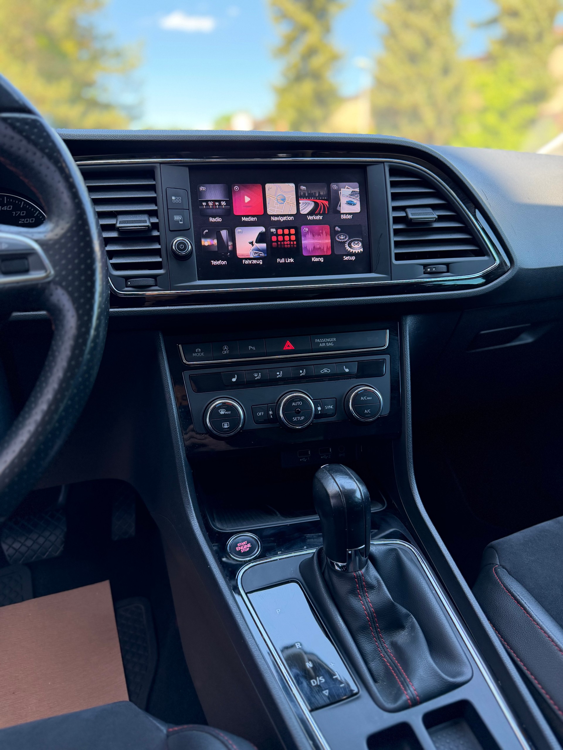 SEAT Leon ST 1.4 TSI ACT FR DSG-image-8