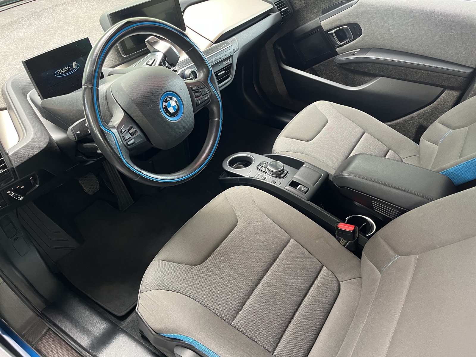 BMW i3 60 Ah-image-8