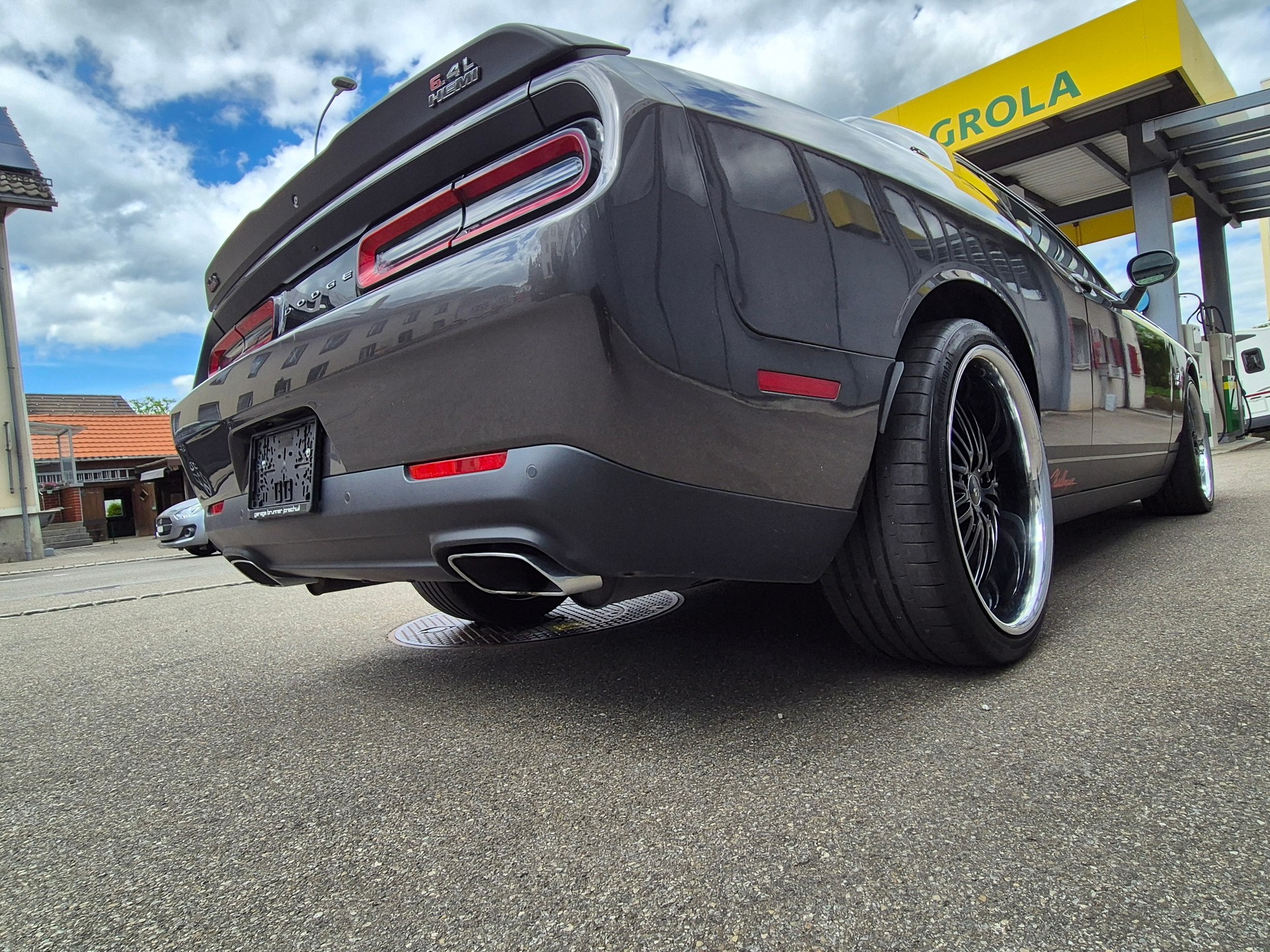DODGE 6.4-image-6