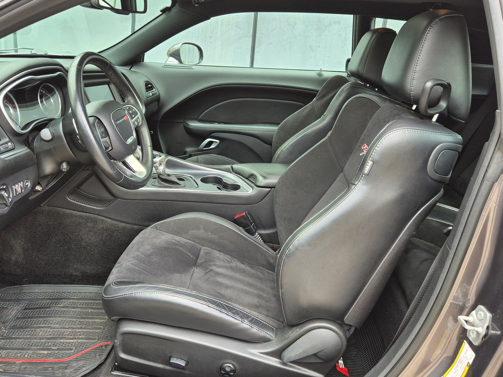 DODGE 6.4-image-15