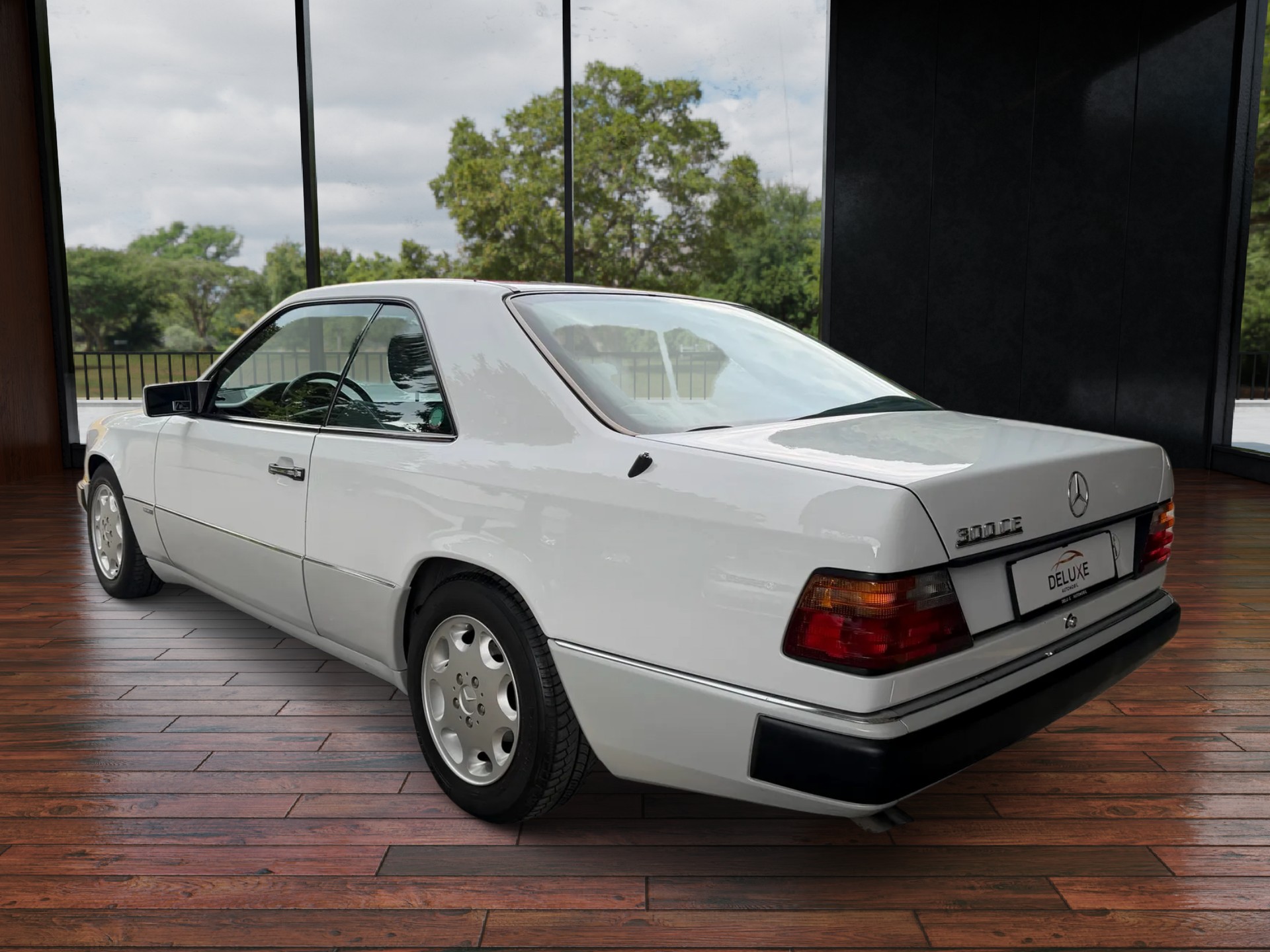 MERCEDES-BENZ 300 CE-image-3