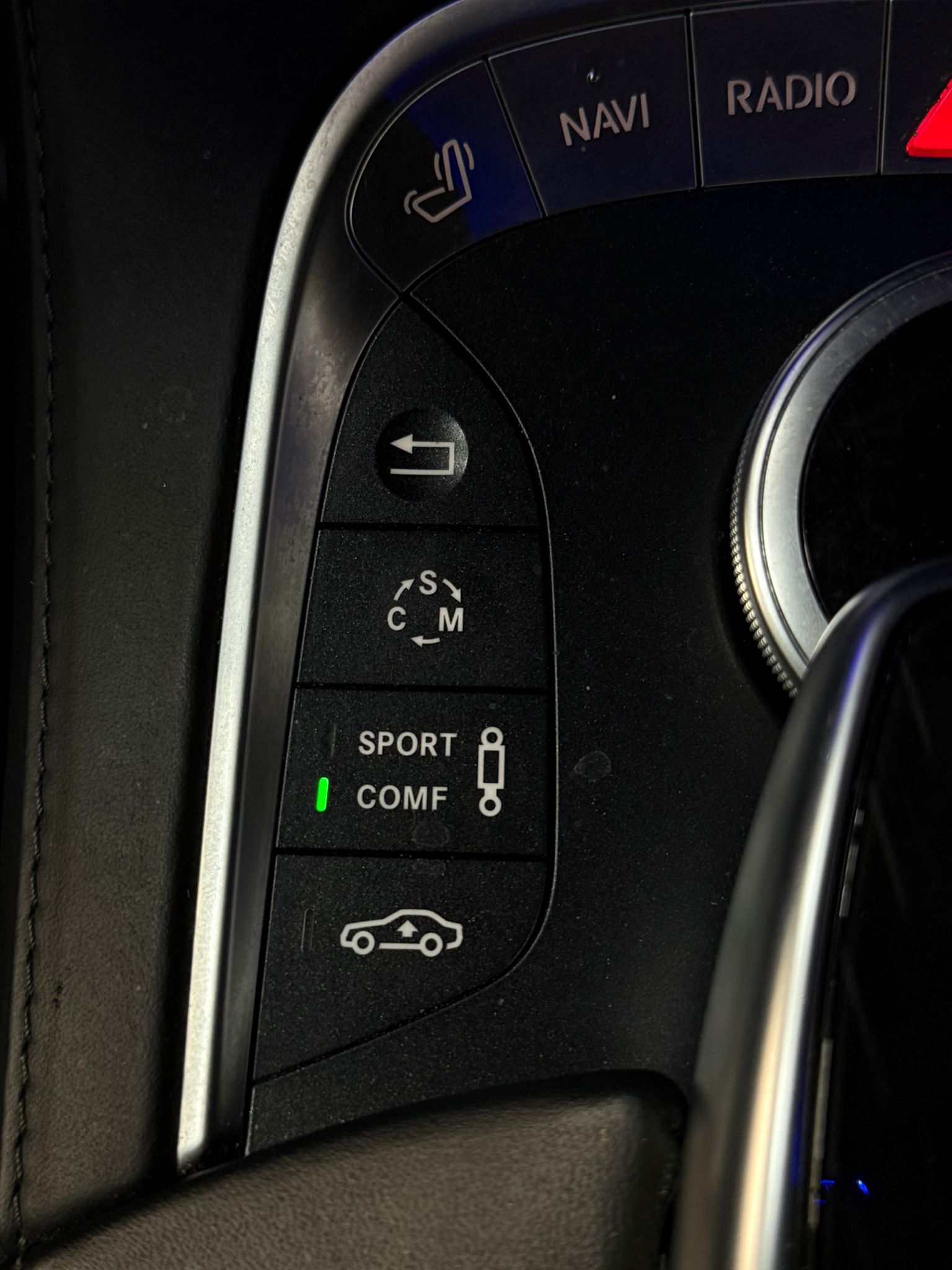 MERCEDES-BENZ S 63 AMG L 4Matic Speedshift MCT / AB MFK / CARBON / PANORAMADACH / BURMESTER / 22’’ Zoll / IWC / Alcantara Dachhimmel-image-22