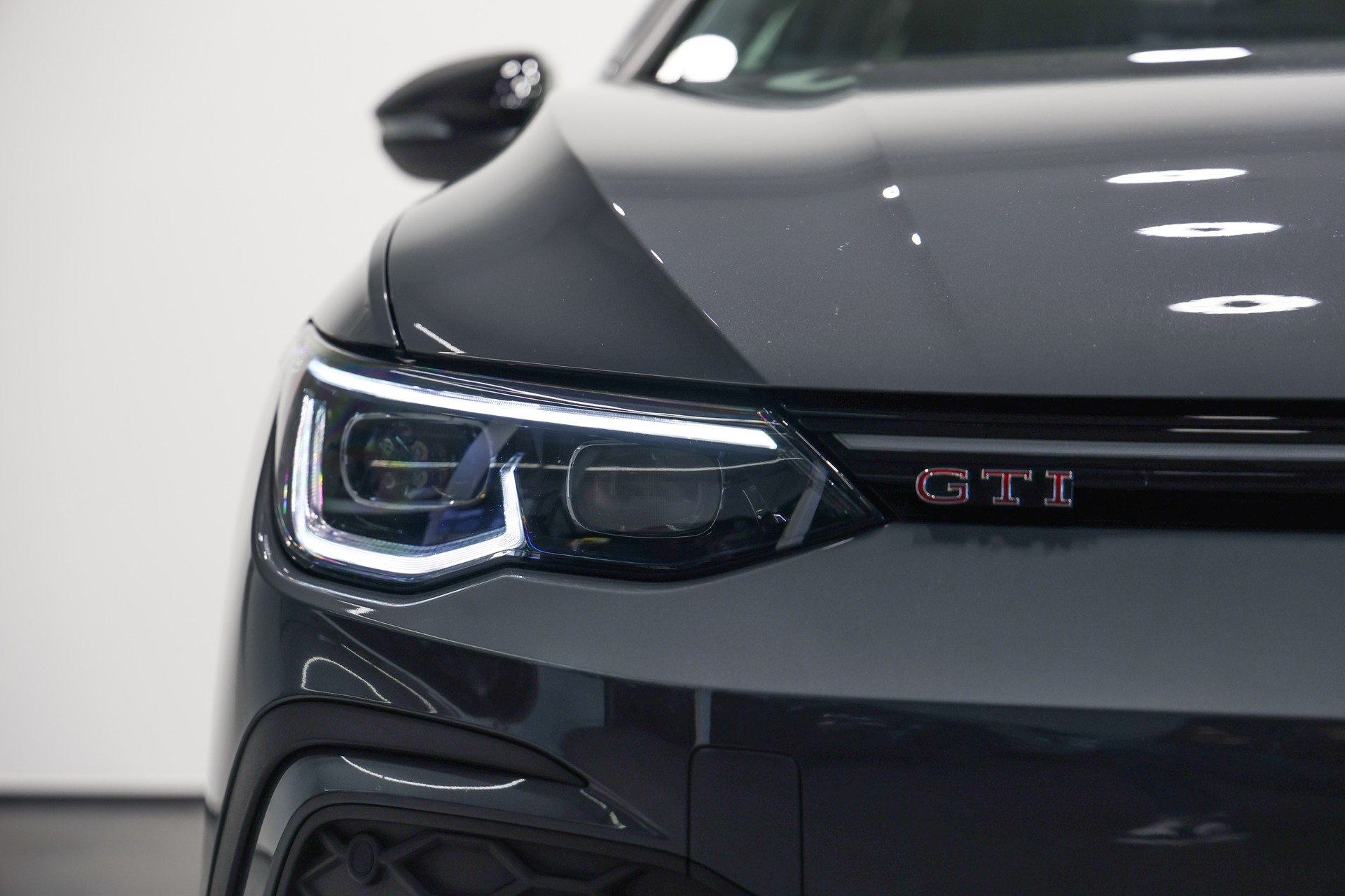VW Golf 2.0 TSI GTI DSG *CH-Fahrzeug*-image-13