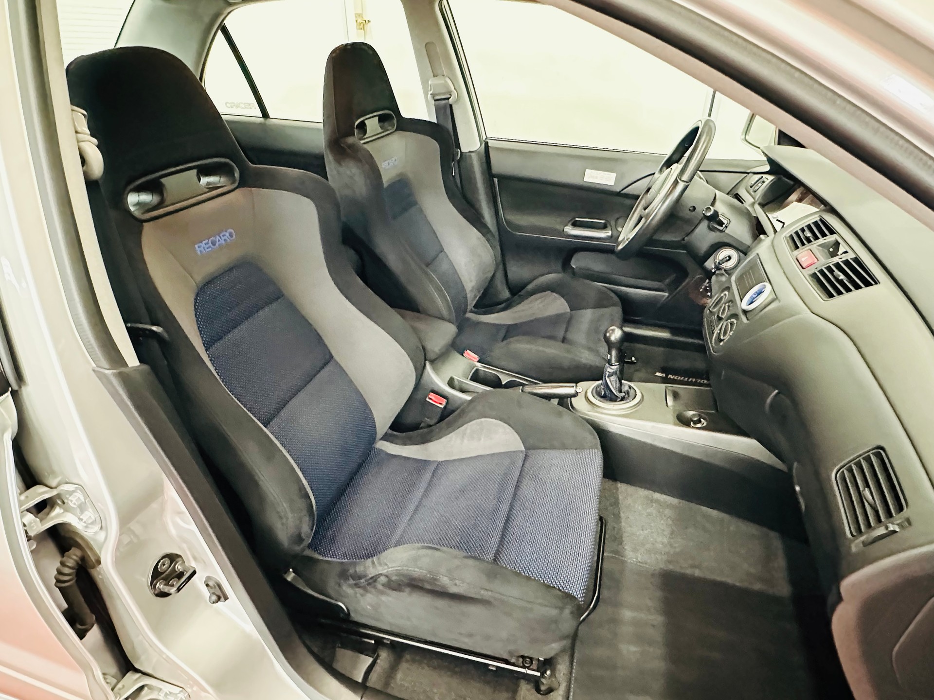 MITSUBISHI Lancer Evolution VII-image-14