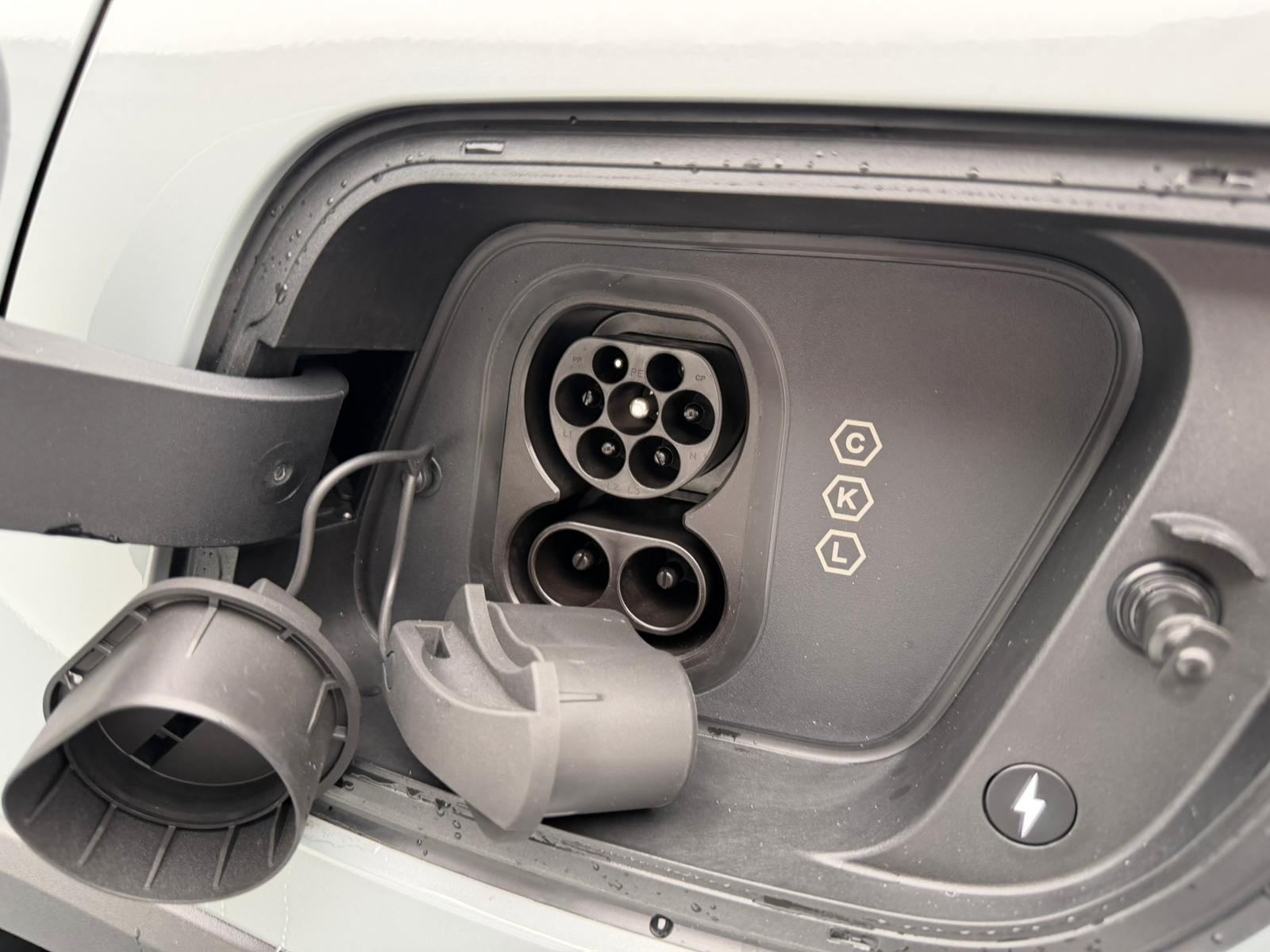 VOLVO EX30 CC E60 Twin Performance AWD-image-18