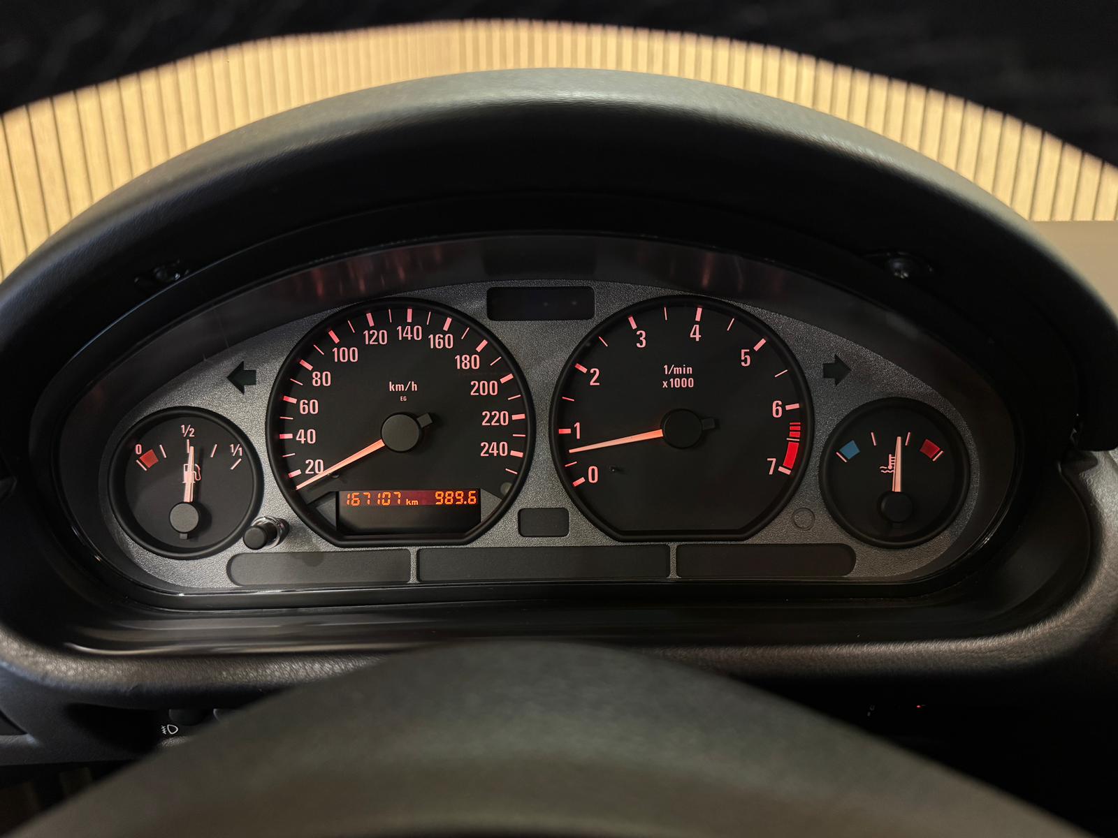 BMW Z3 2.8i Coupé-image-12