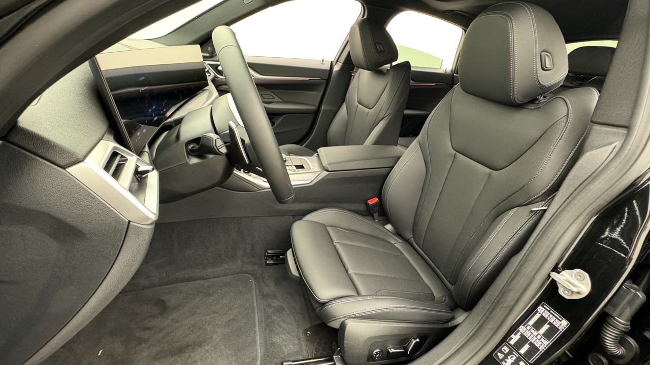 BMW M440i xDrive 48V Gran Coupé M Sport Pro Steptronic-image-4