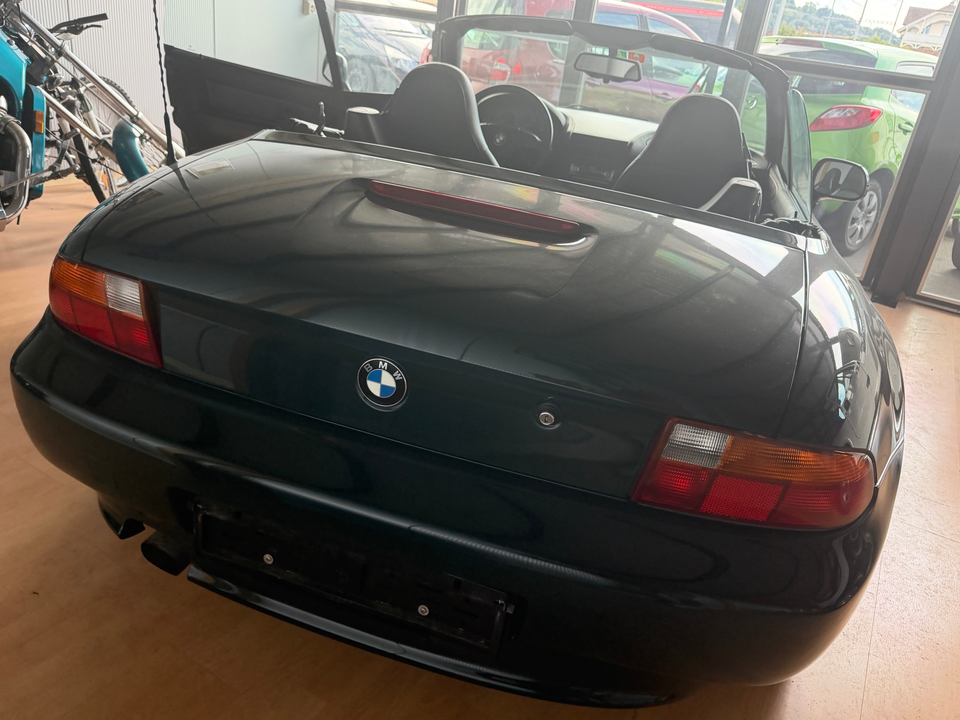 BMW Z3 1.9i Roadster-image-11