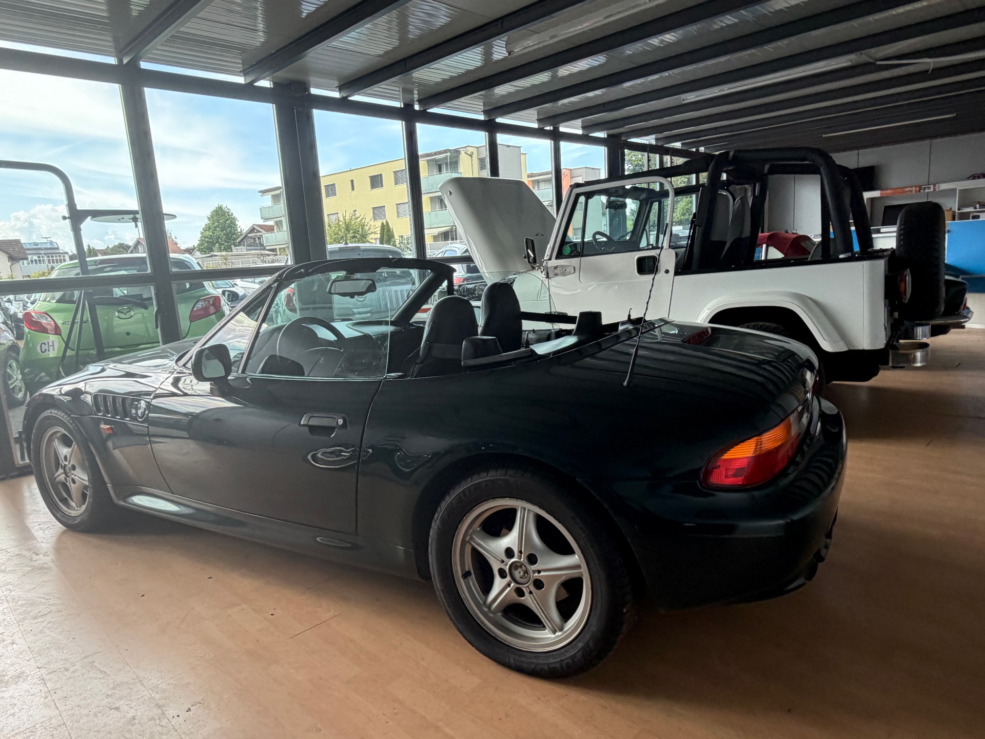 BMW Z3 1.9i Roadster-image-10