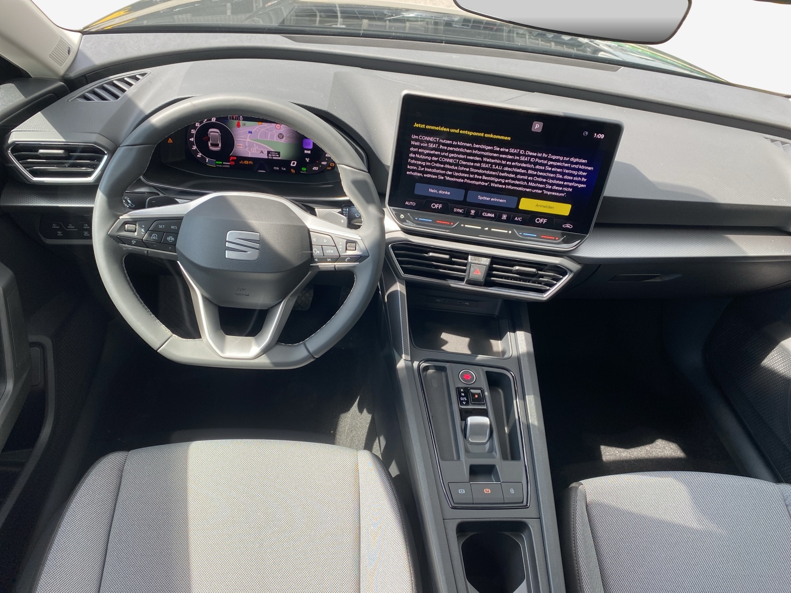 SEAT Leon ST 1.5 eHybrid pHEV DSG FR-image-8