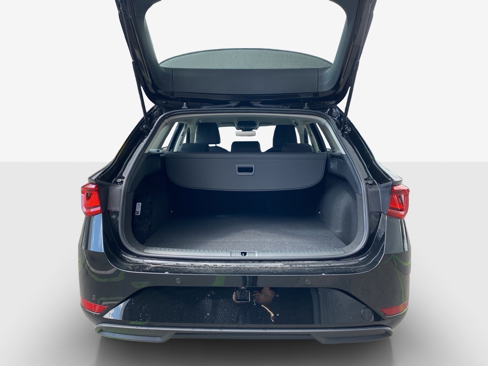 SEAT Leon ST 1.5 eHybrid pHEV DSG FR-image-12