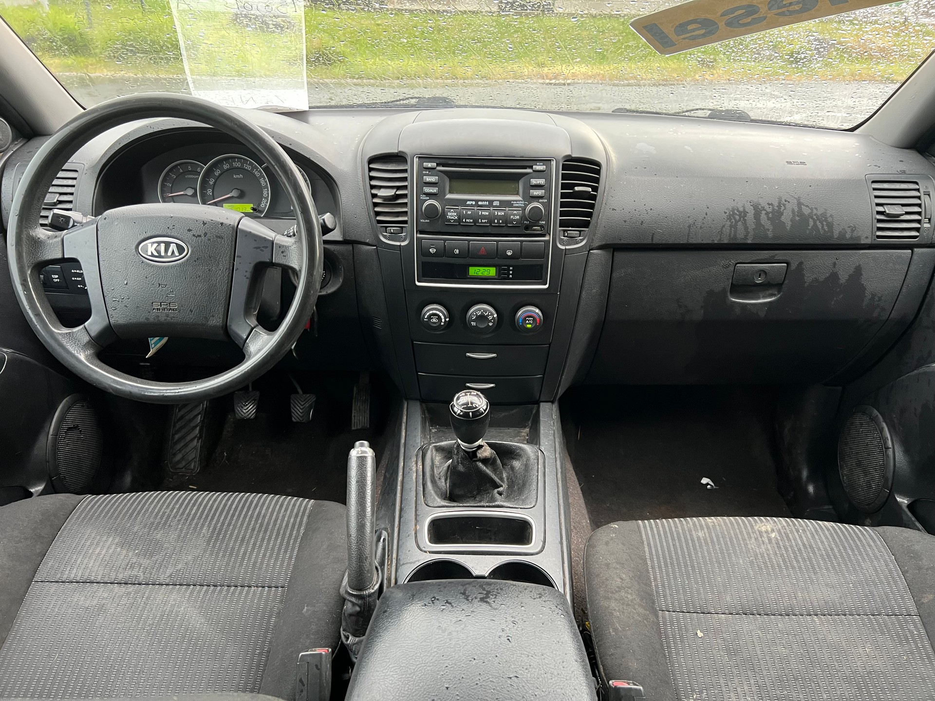 KIA Sorento 2.5 CRDI Classic-image-13