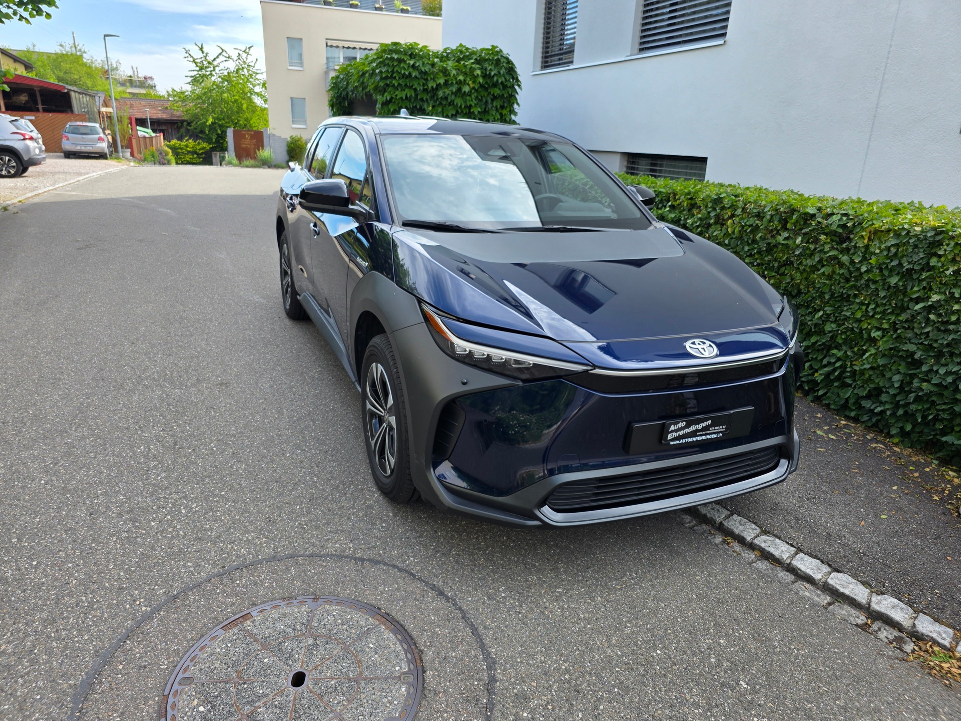 TOYOTA bZ4X Style 71,4 kWh 4WD-showroom-element-2