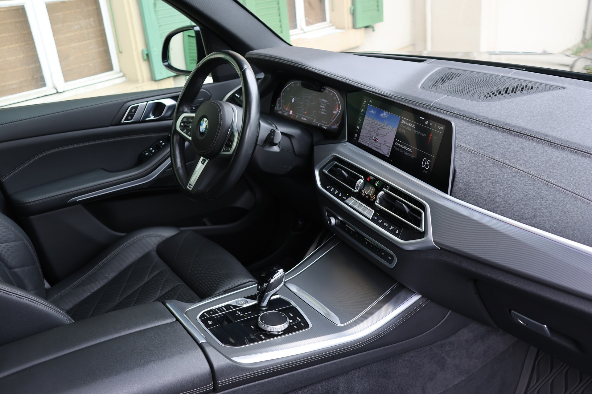 BMW X5 xDrive 48V 40d M Sport Steptronic-image-6