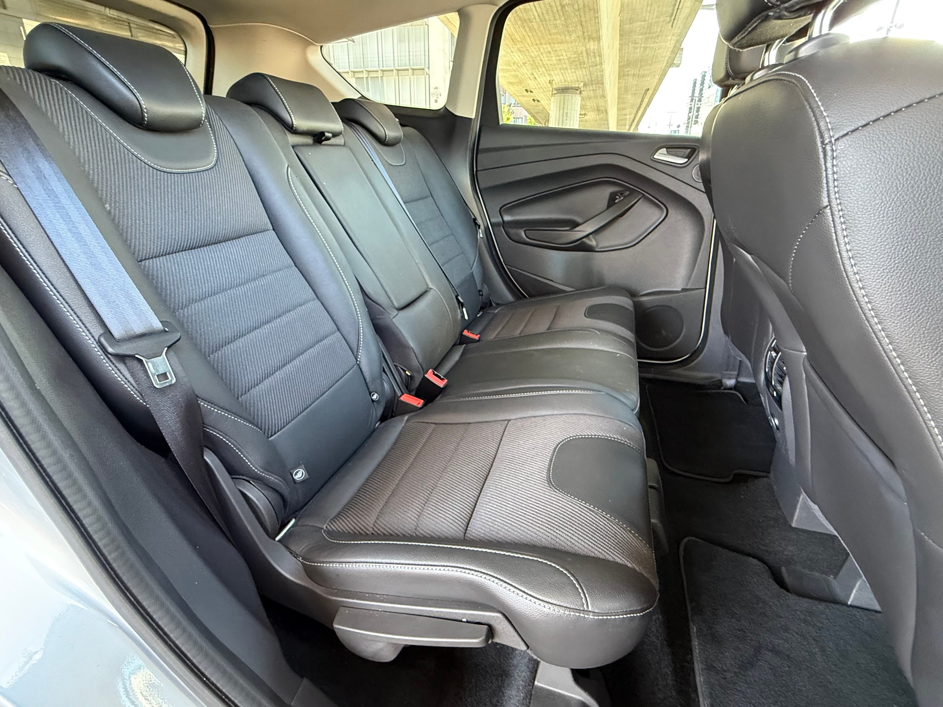 FORD Kuga 1.6 SCTi Titanium 4WD Automatic-image-14