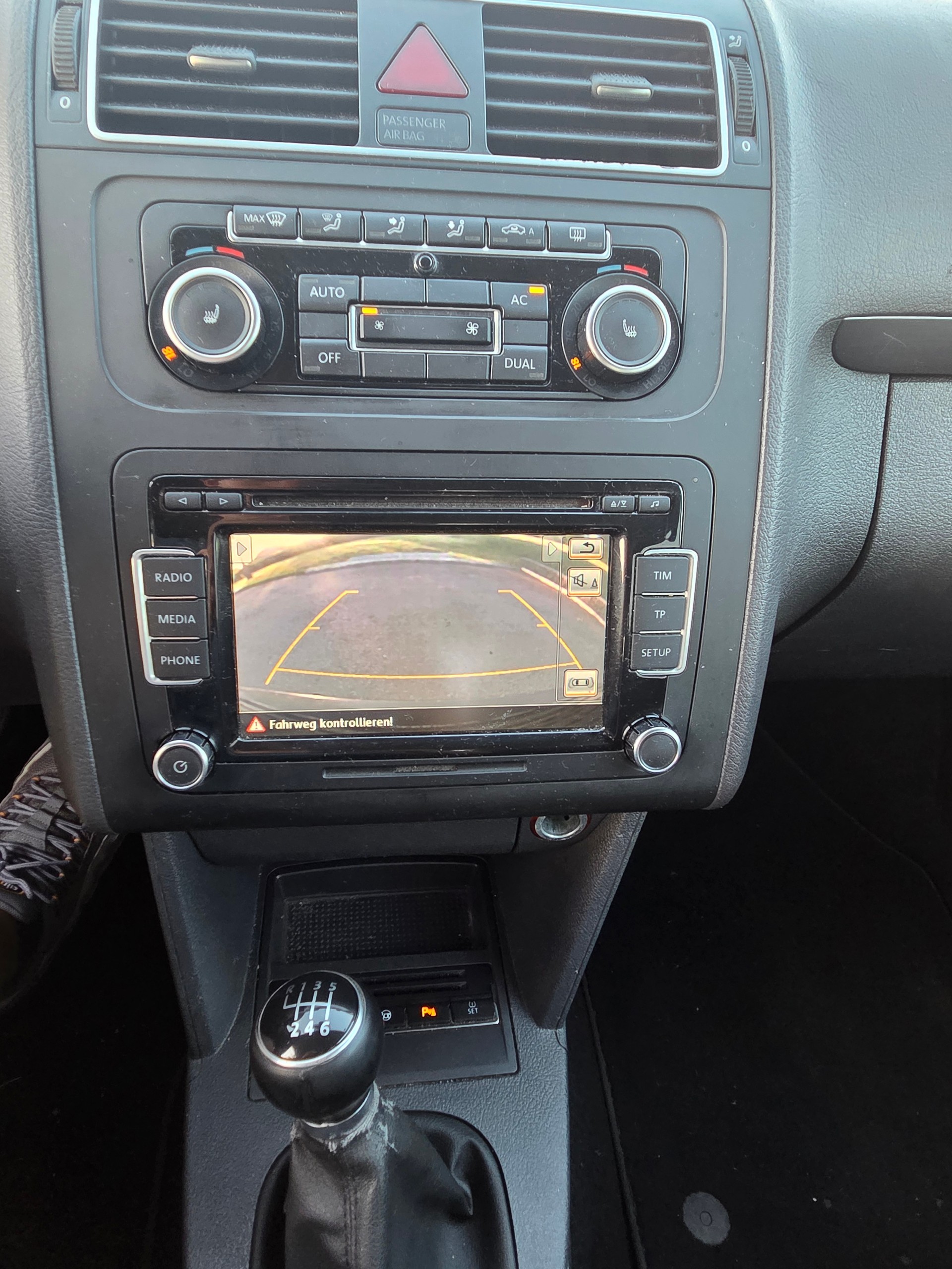 VW Touran 1.4 TSI Trendline-image-10