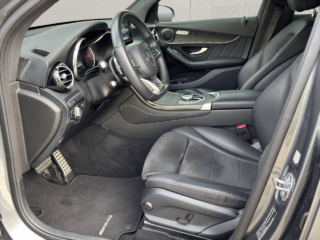 MERCEDES-BENZ GLC 220 d AMG Line 4m Coupé-image-3