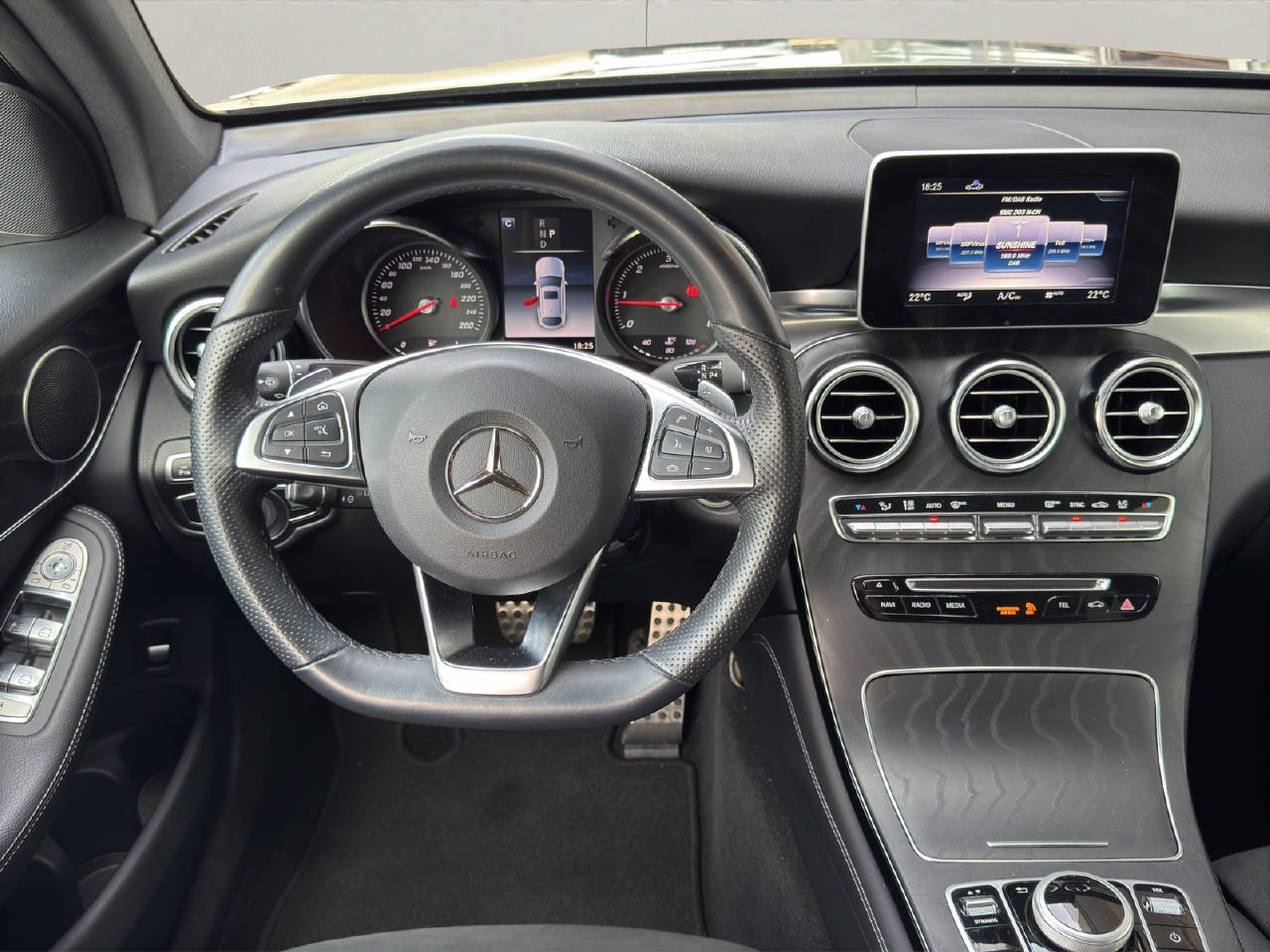 MERCEDES-BENZ GLC 220 d AMG Line 4m Coupé-image-4