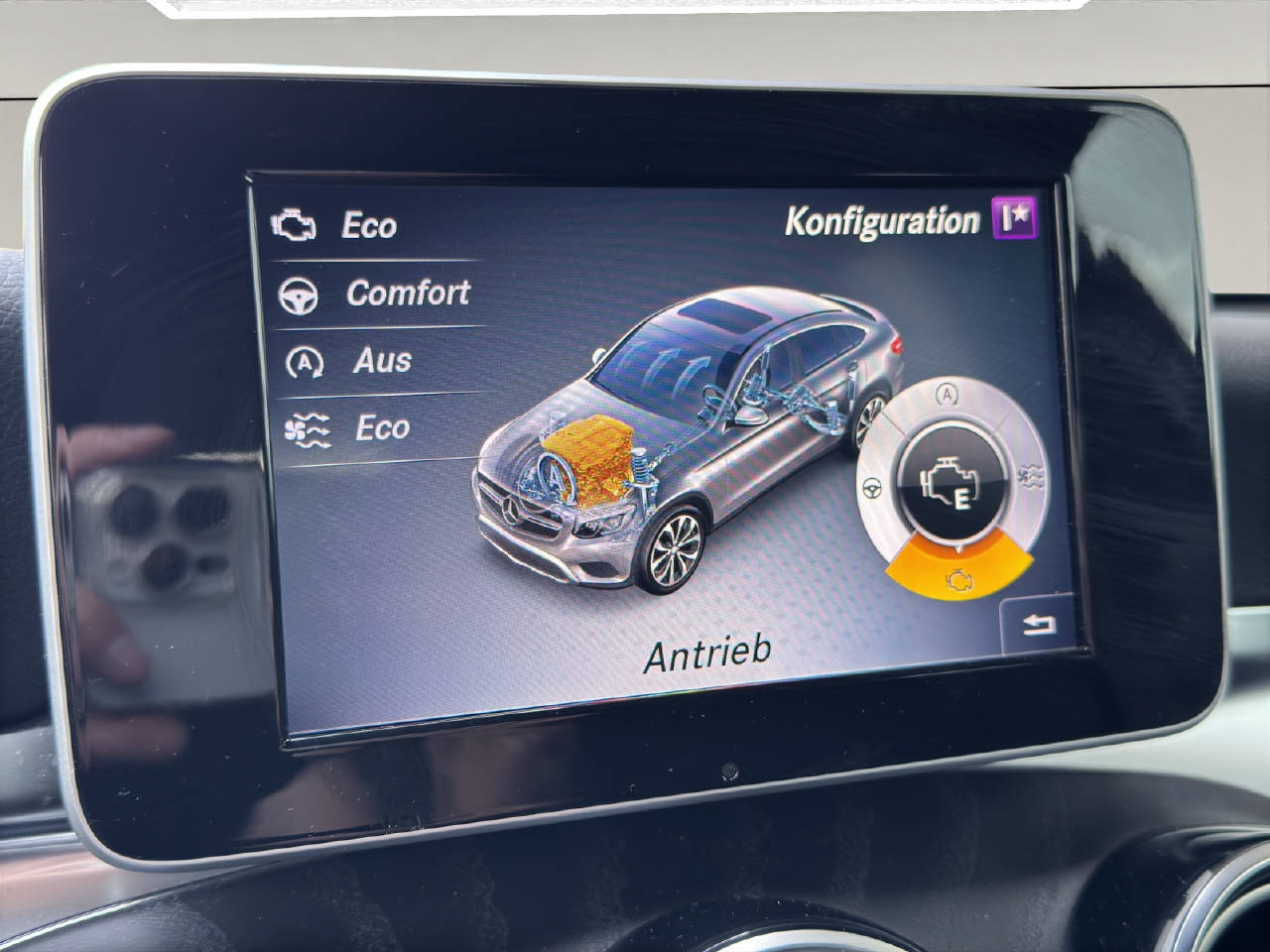 MERCEDES-BENZ GLC 220 d AMG Line 4m Coupé-image-15