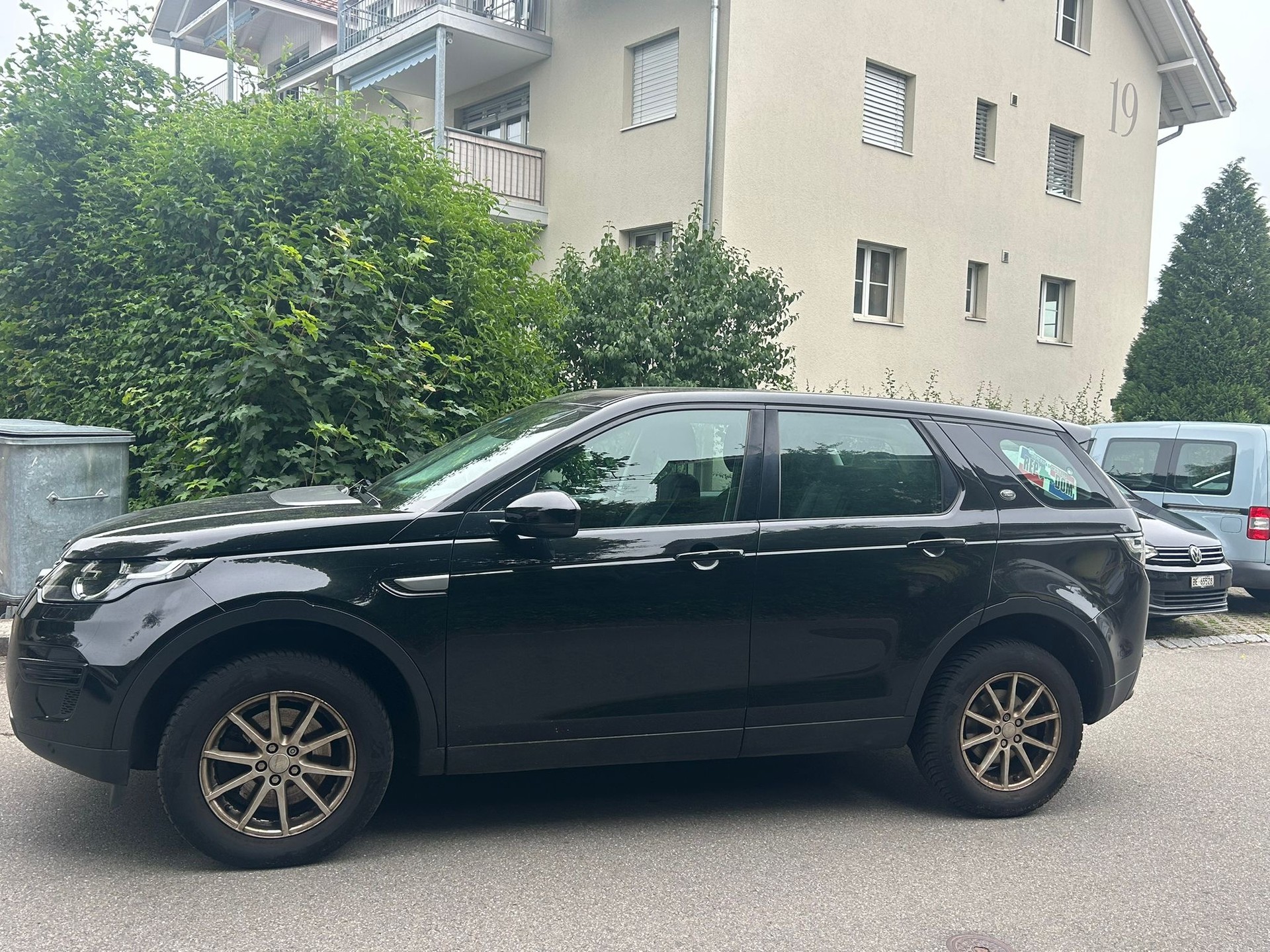 LAND ROVER Discovery Sport 2.0 TD4 Pure-image-1