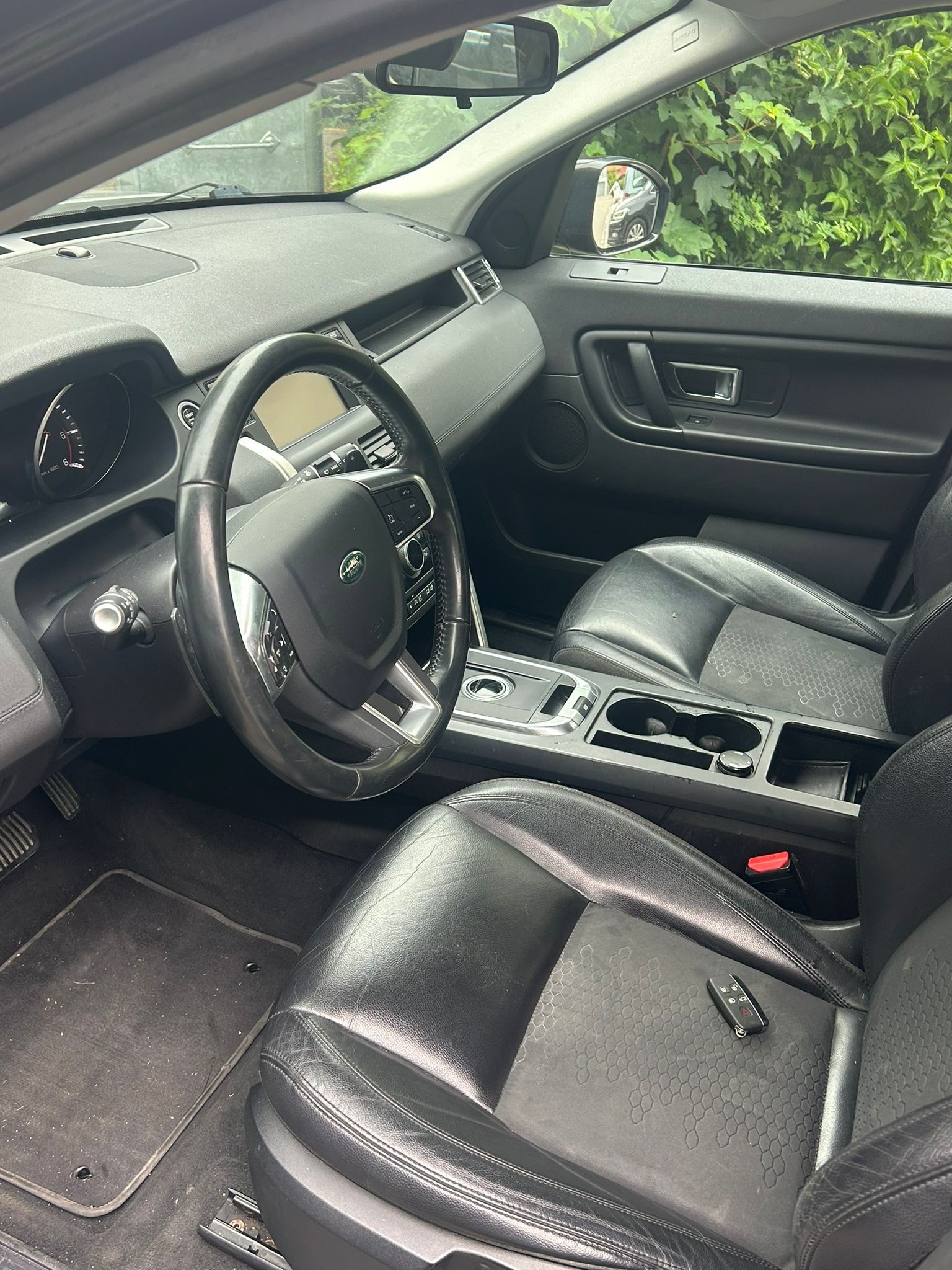 LAND ROVER Discovery Sport 2.0 TD4 Pure-image-7