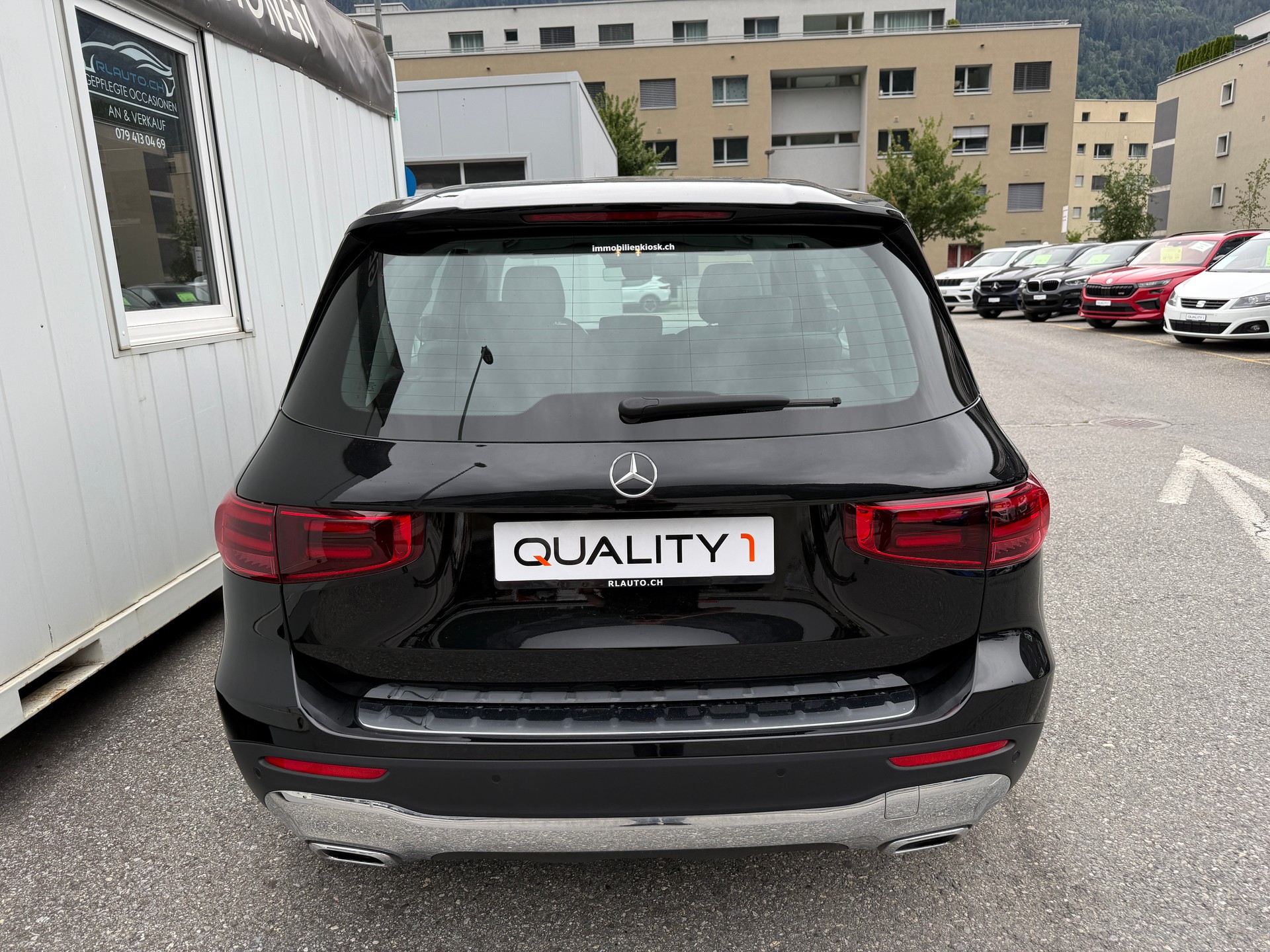 MERCEDES-BENZ GLB 220 d 4Matic 8G-Tronic-image-4