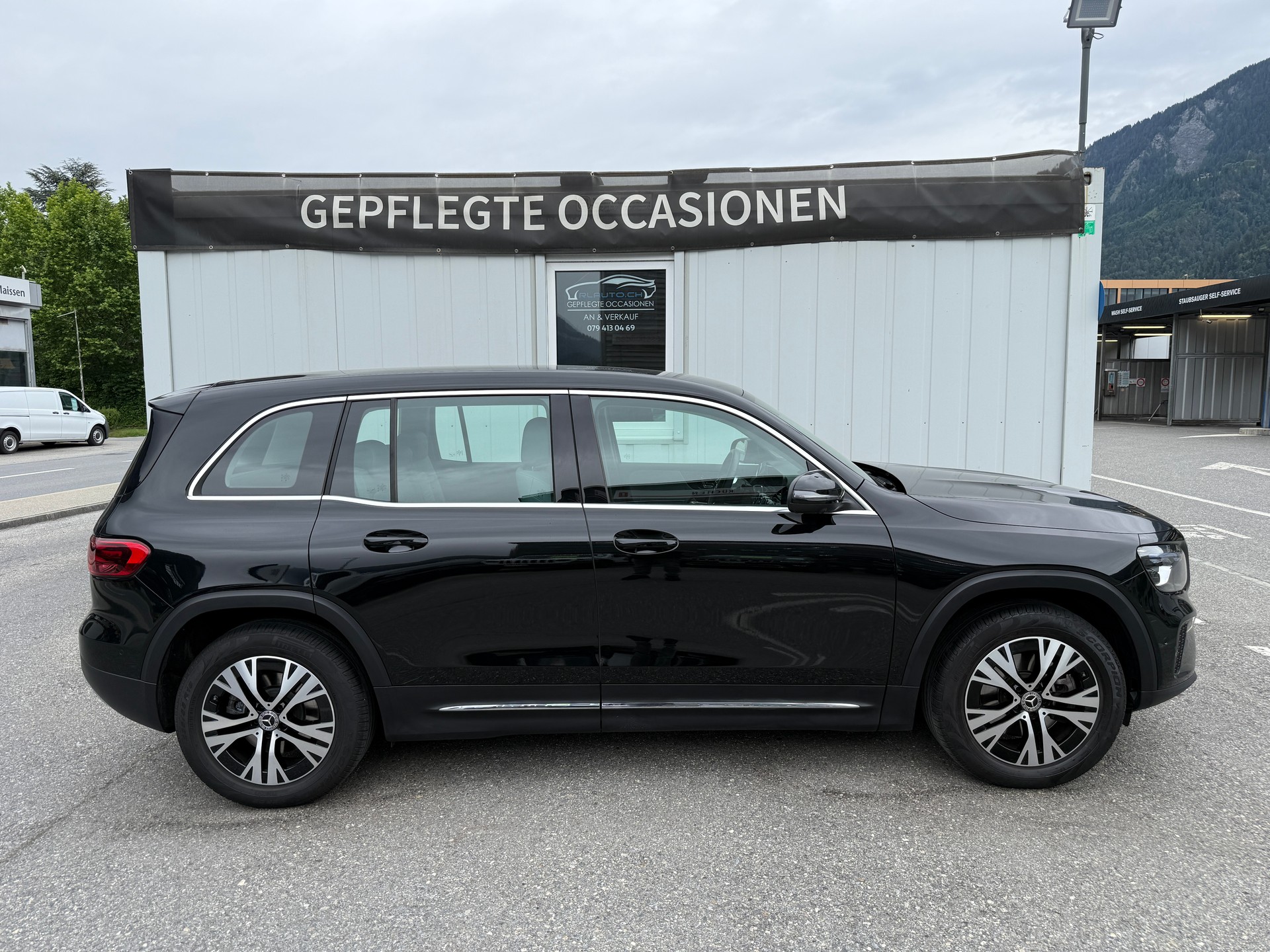 MERCEDES-BENZ GLB 220 d 4Matic 8G-Tronic-image-2