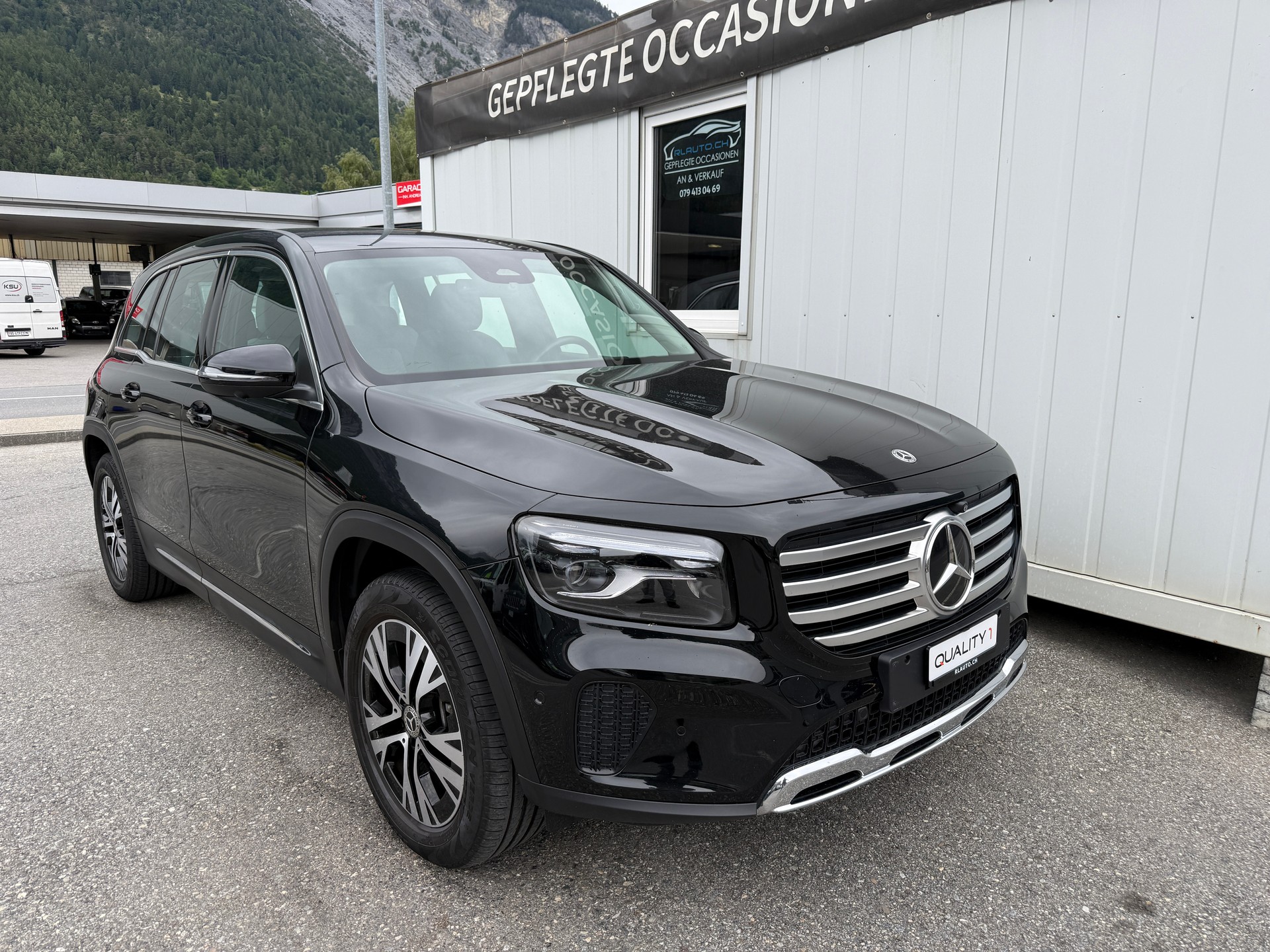 MERCEDES-BENZ GLB 220 d 4Matic 8G-Tronic-image-0