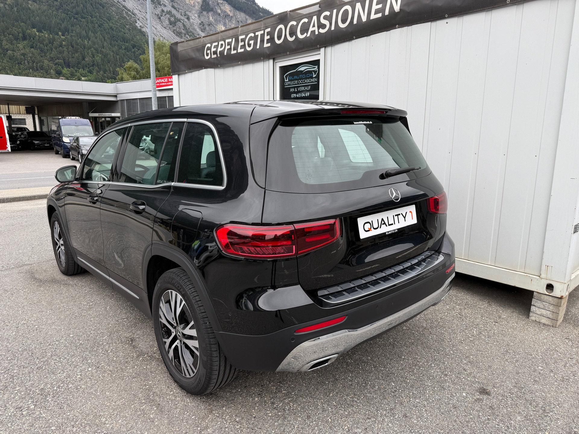 MERCEDES-BENZ GLB 220 d 4Matic 8G-Tronic-image-6