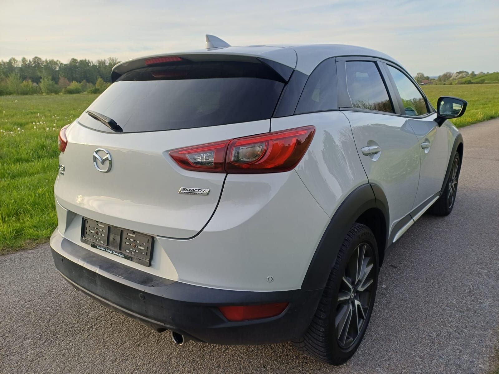 MAZDA CX-3 1.5 D Revolution AWD Skyactiv Drive-image-2