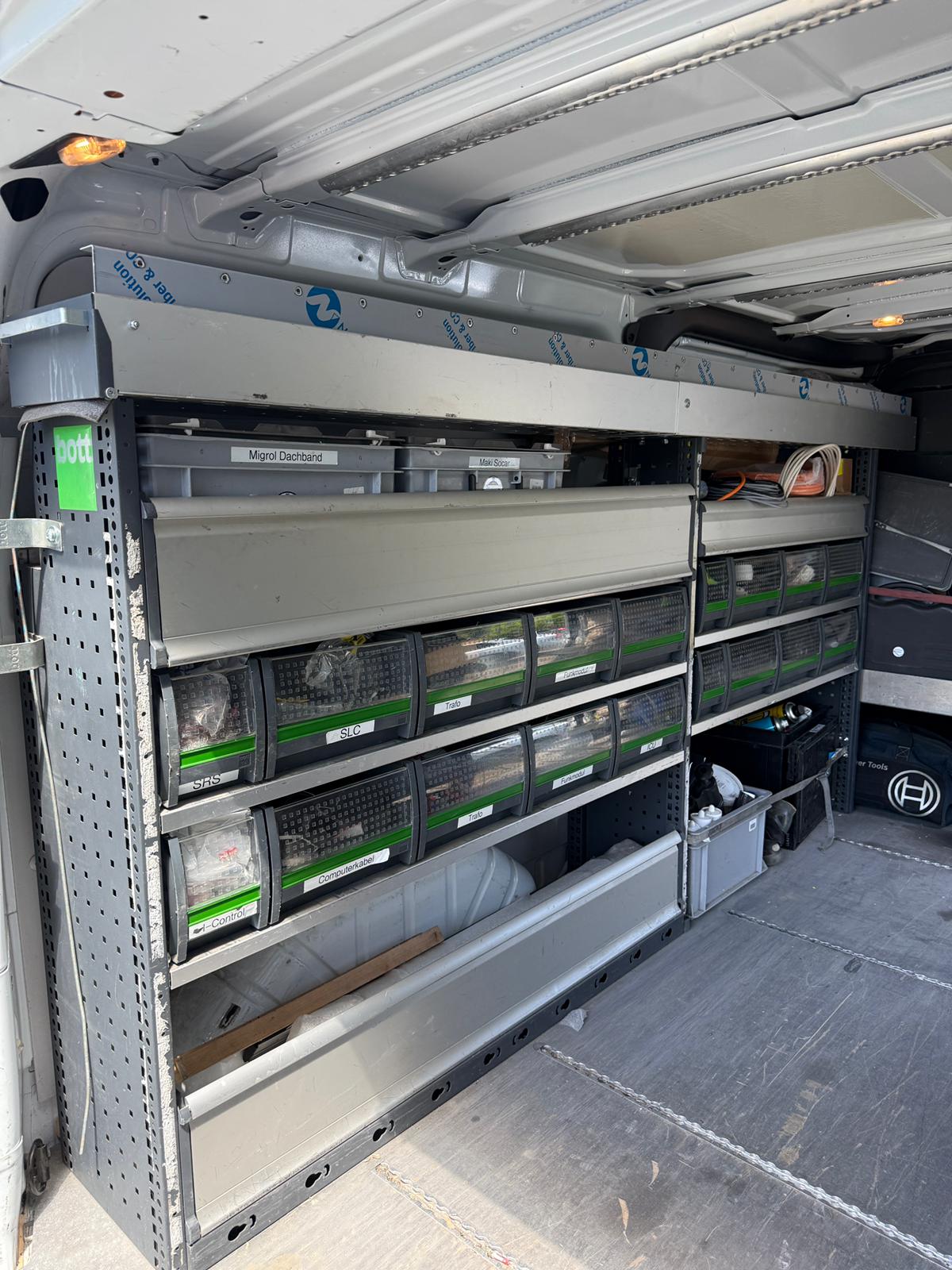FORD TRANSIT CUSTOM-image-7