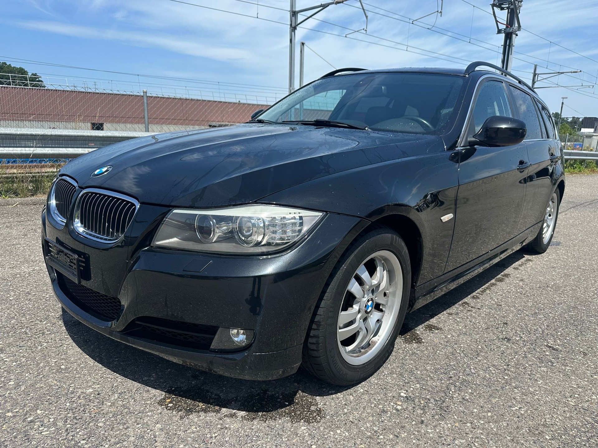 BMW 325i Touring more4you Steptronic-image-0