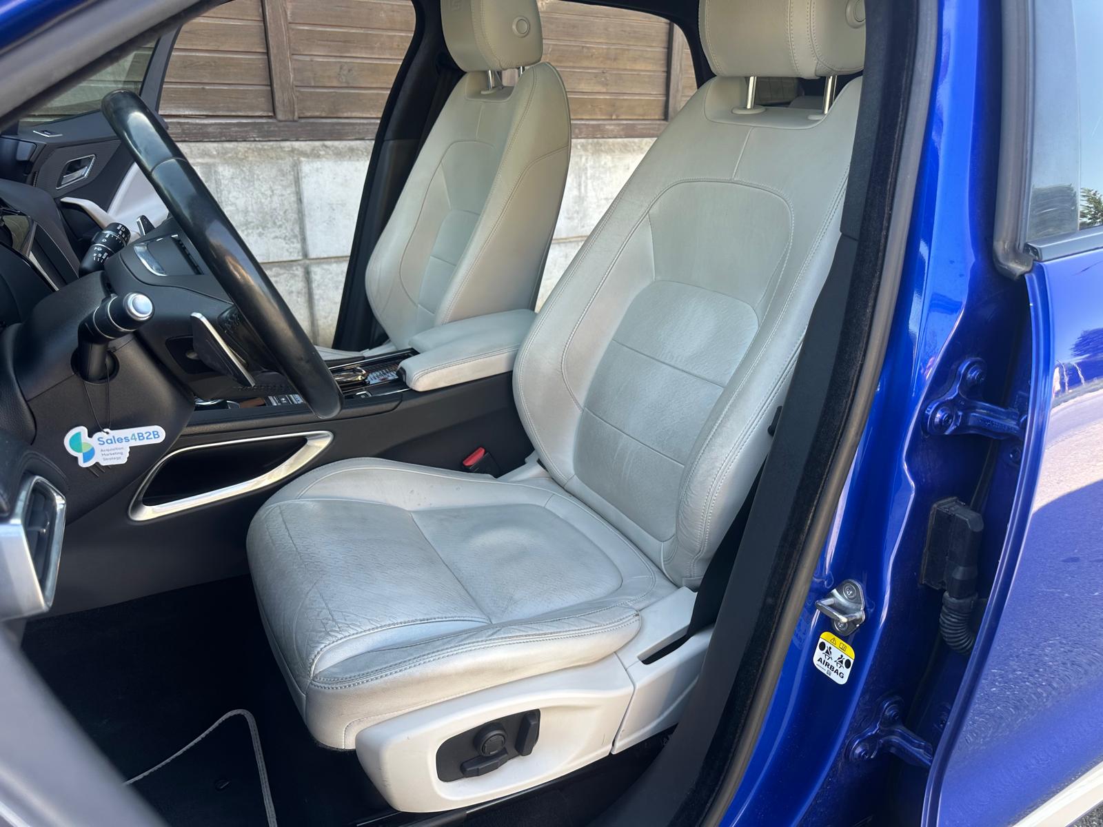 JAGUAR F-Pace 3.0 TD First Edition AWD Automatik-image-8