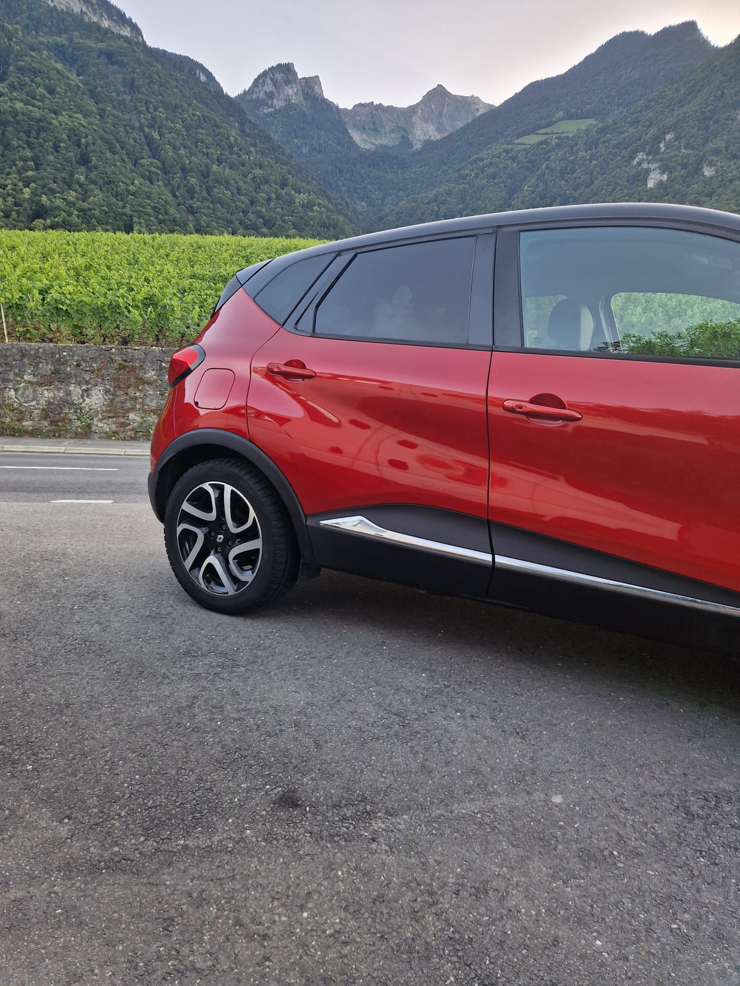 RENAULT Captur 1.2 T Helly Hansen EDC-image-6