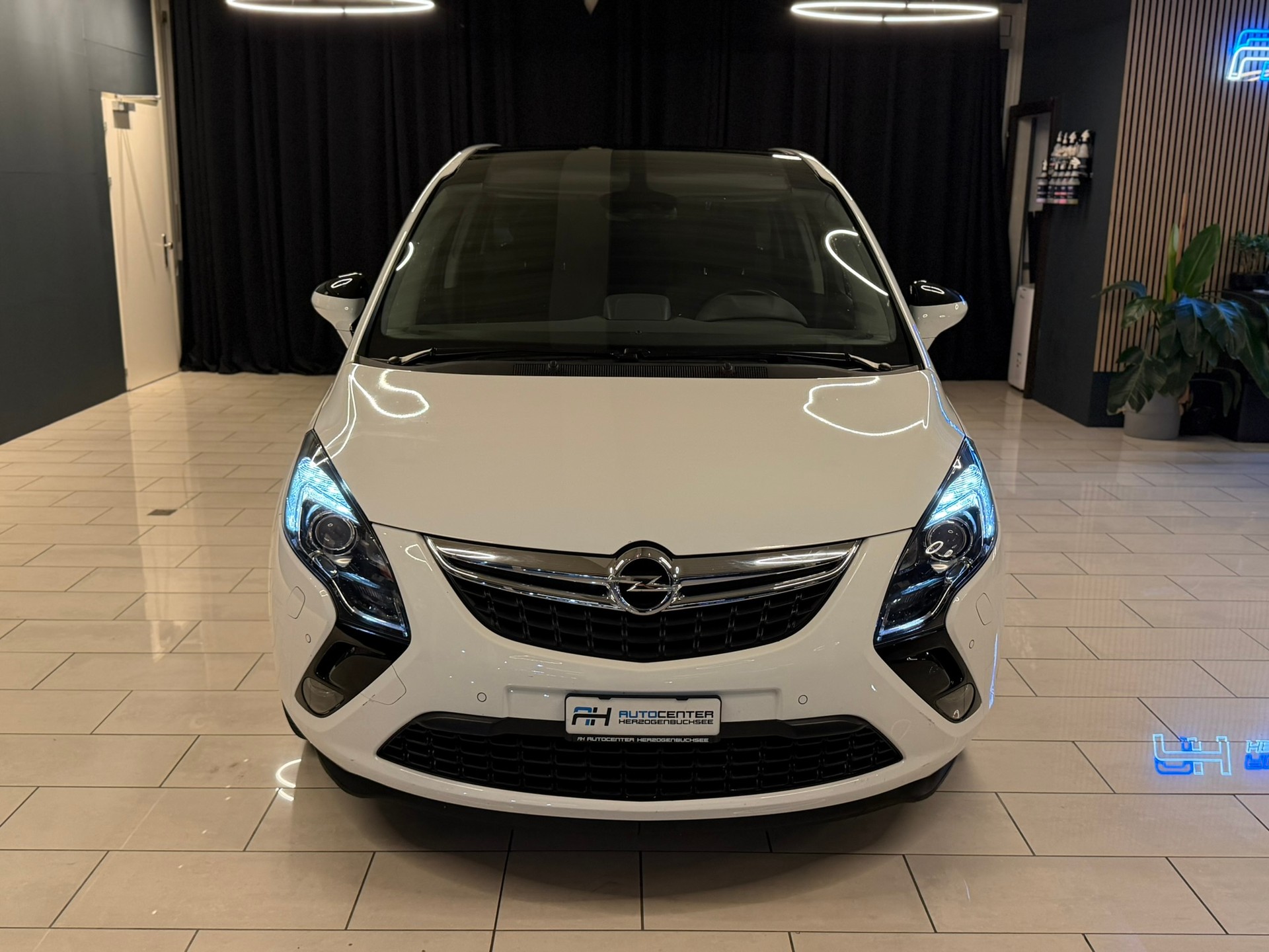 OPEL Zafira Tourer 2.0 CDTi Enjoy Start&Stop-image-1
