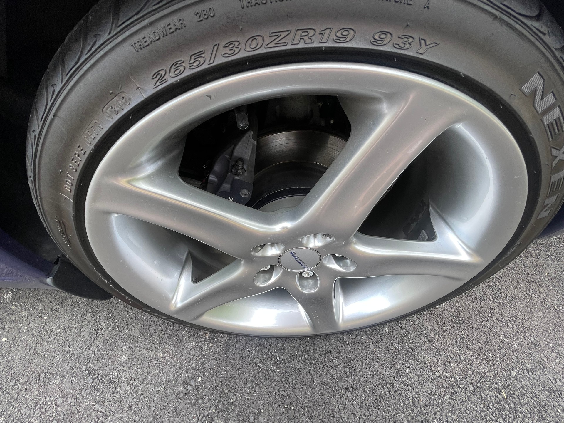 PORSCHE Boxster 2.5 mit schönen 19 Zoll Fegen mit Distanzscheiben 15mm-image-8
