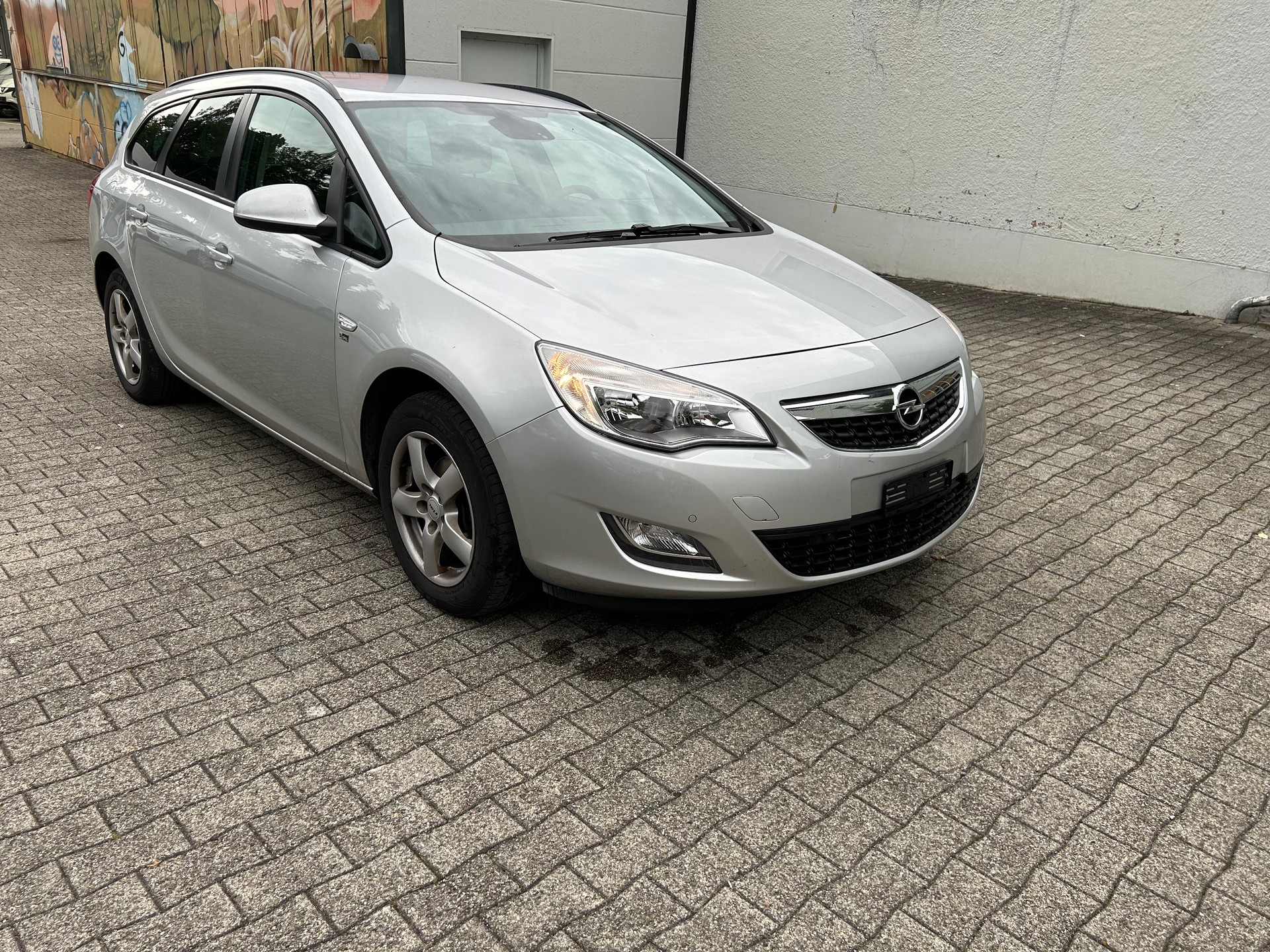OPEL Astra ST 1.4i 16V Turbo Anniversary Ed.mit frische ab MFK-image-2