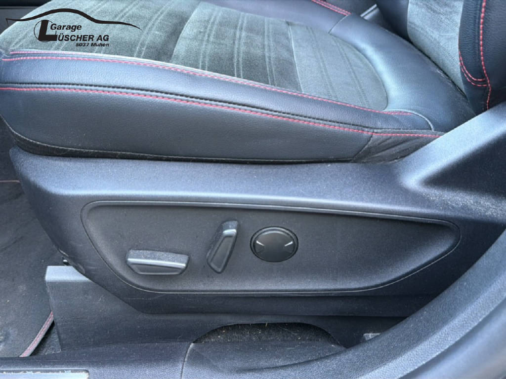 FORD Kuga 2.5 Hybrid ST-Line X 4x4-image-13