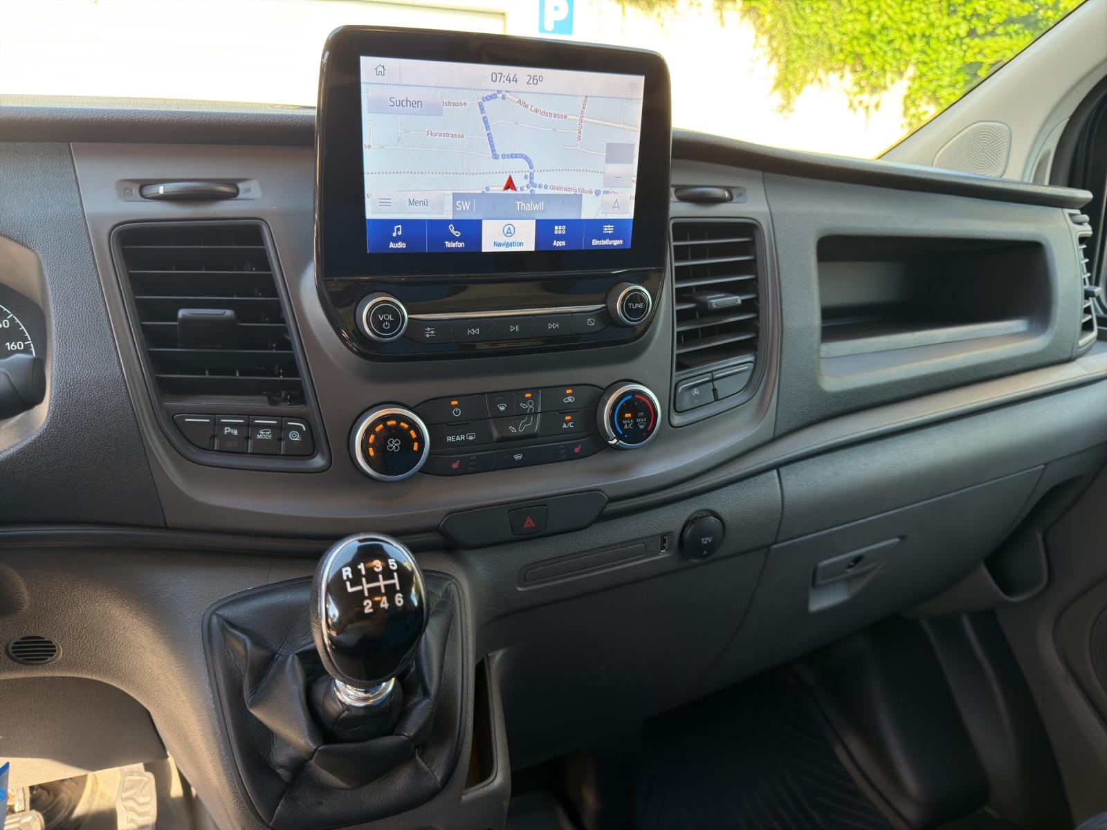 FORD Transit Custom Van 300 L1H1 Trend-image-12