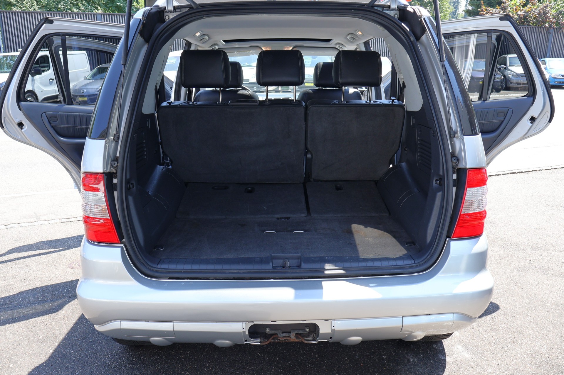 MERCEDES-BENZ ML 350 Final Edition Automatic-image-8