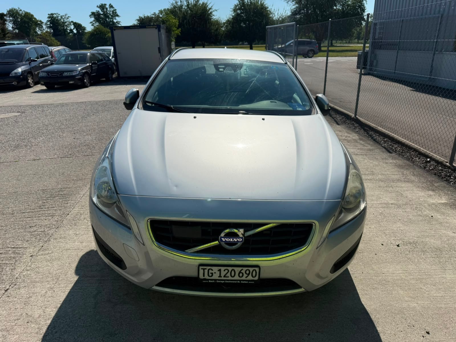 VOLVO V60 2.0T Powershift-image-0