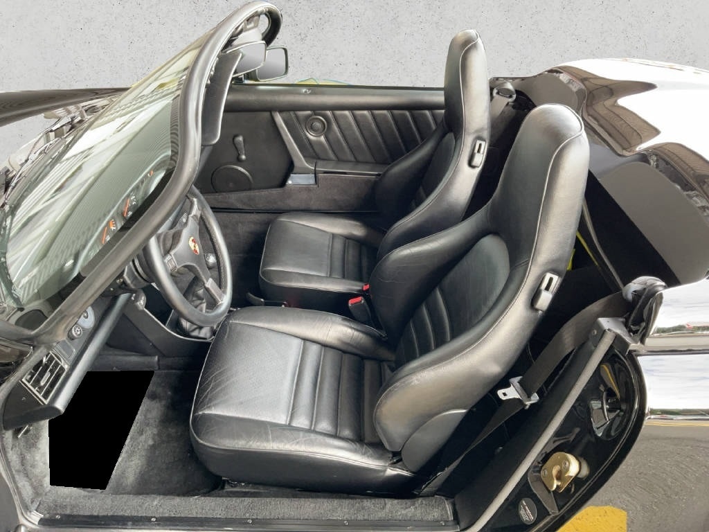 PORSCHE 911 Speedster 3.2-image-8