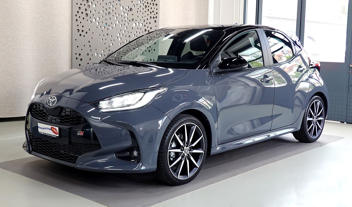 TOYOTA Yaris 1.5 GR Sport e-CVT-image-0