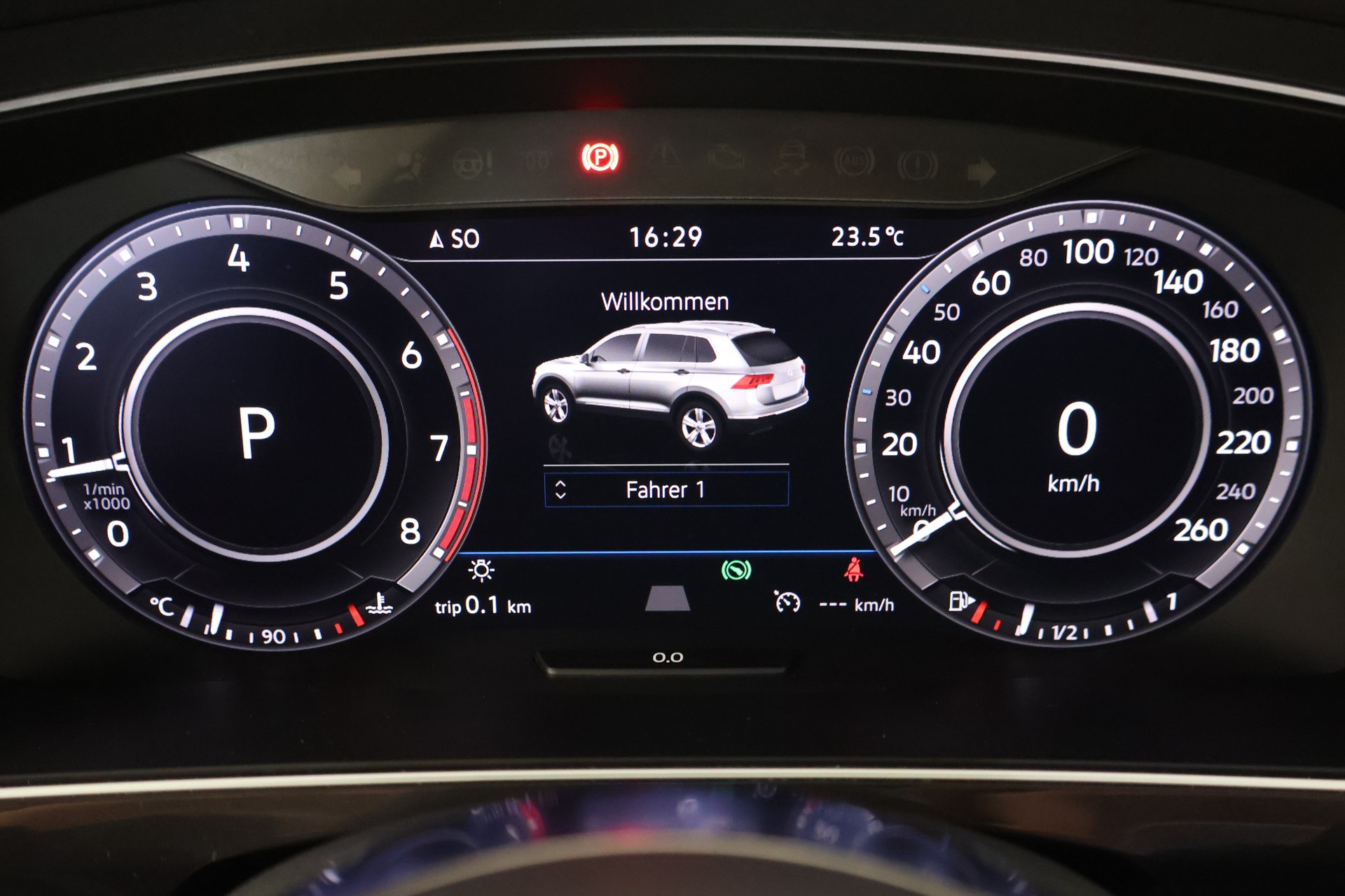 VW Tiguan 2.0TSI R-Line 4Motion DSG-image-29