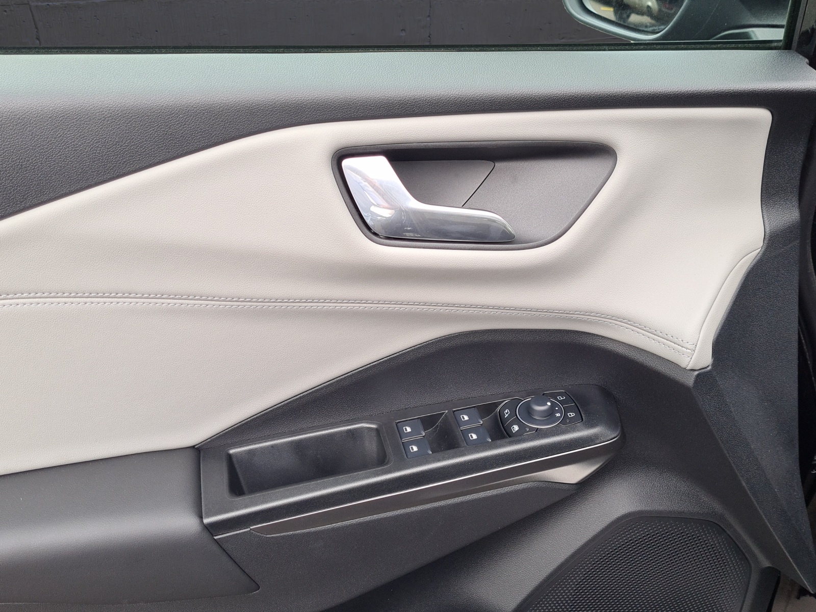 FORD Puma Gen-E Premium 168 PS (43 kWh netto)-image-17