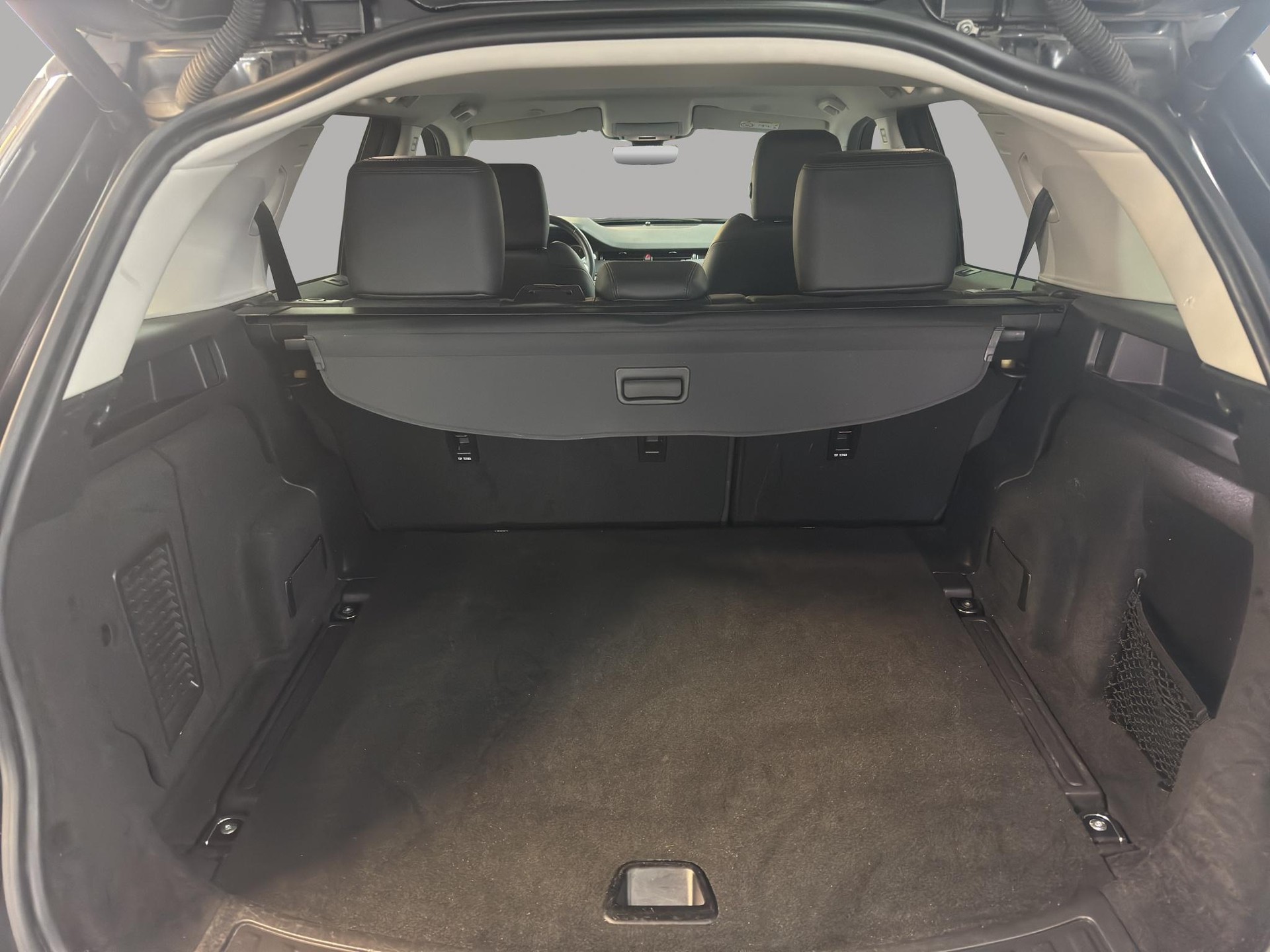 LAND ROVER Discovery Sport 2.0 SD4 200 SE-image-13