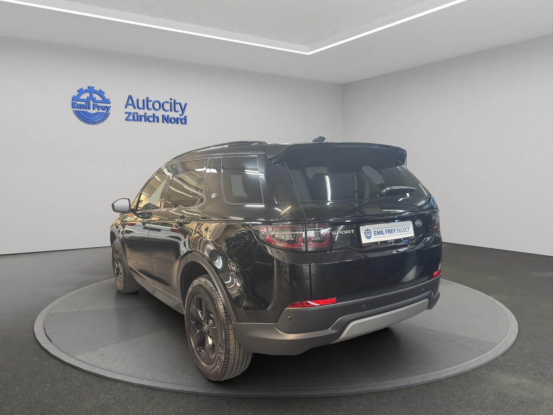 LAND ROVER Discovery Sport 2.0 SD4 200 SE-showroom-element-1