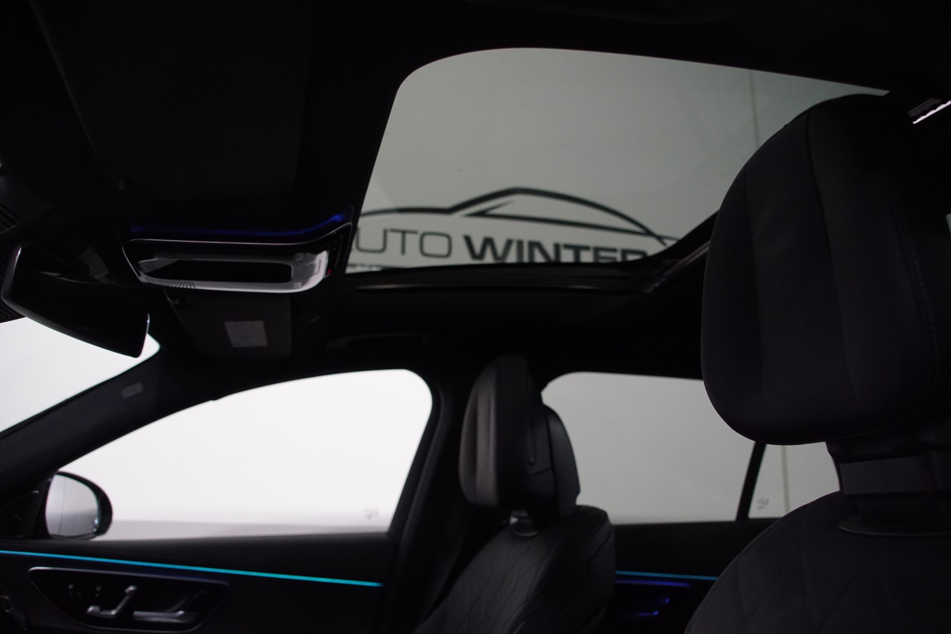 MERCEDES-BENZ E 450 T 9G-Tronic 4Matic *siwss*-image-14