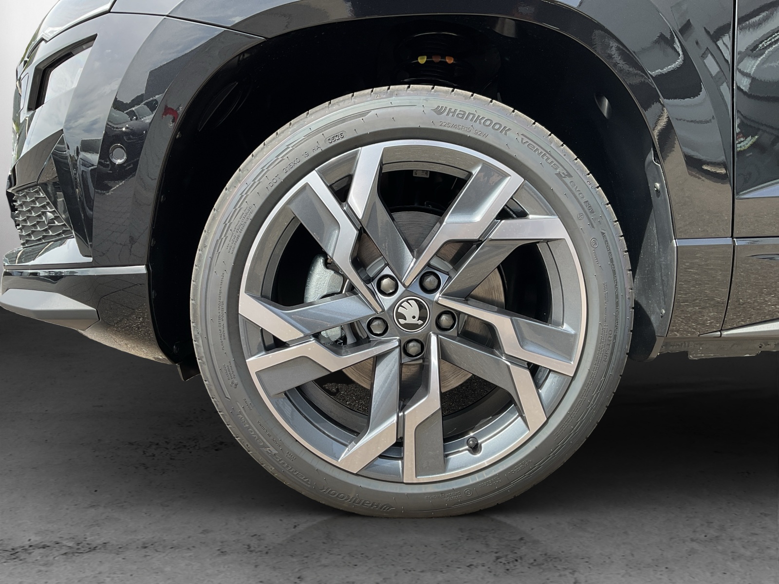 SKODA Karoq 2.0 TSI SportLine 4x4 DSG-image-12